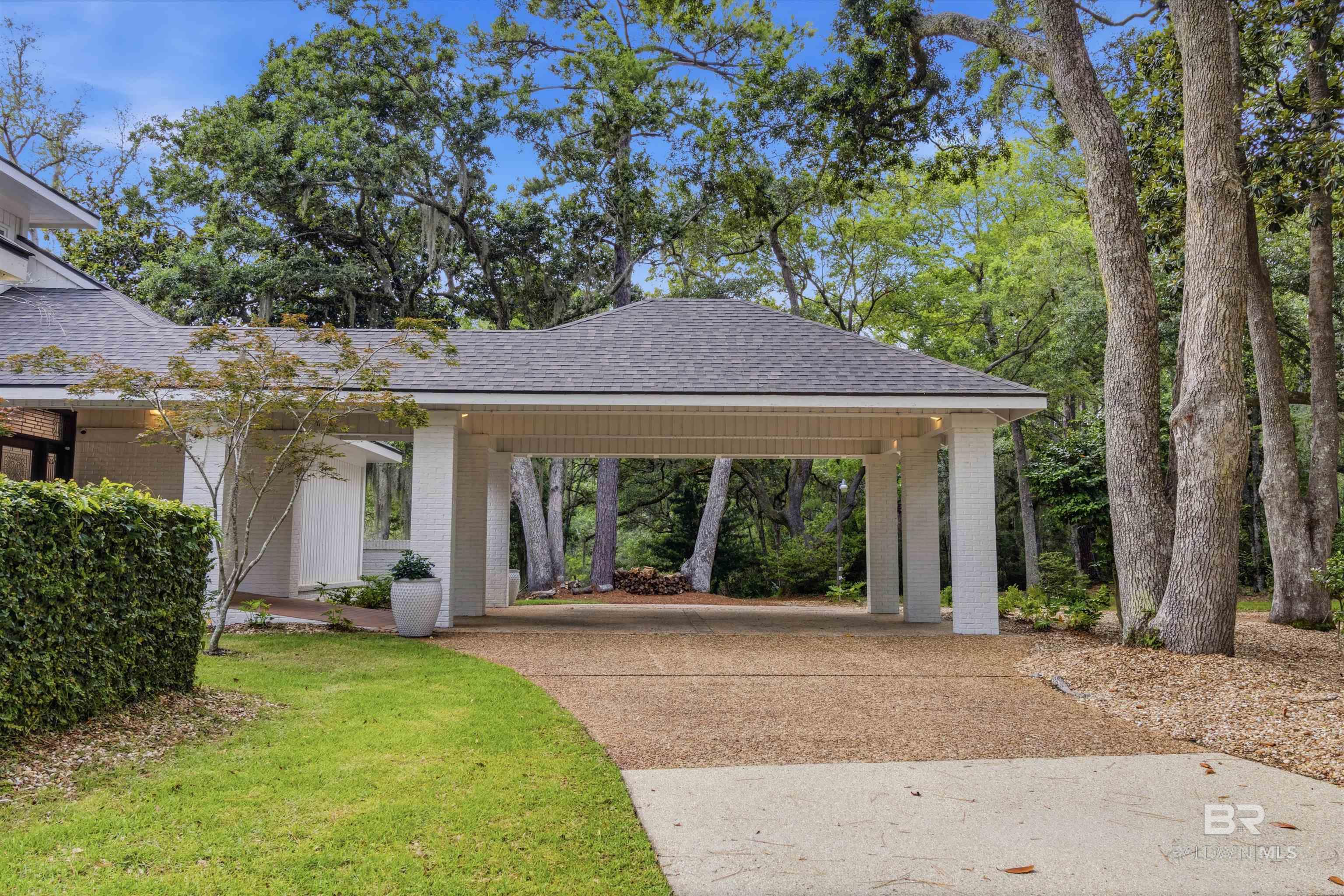 https://zimg.paragon.ice.com/ParagonImages/Property/PG/BCAR/397114/1/0/0/3d81be8ecb1cd9613b07374cf7128cd4/7/c93b5f27d84d4b5769c02e4383889597/397114-4997a74c-de5f-4eda-9f5b-6dd31d6797e7.JPG