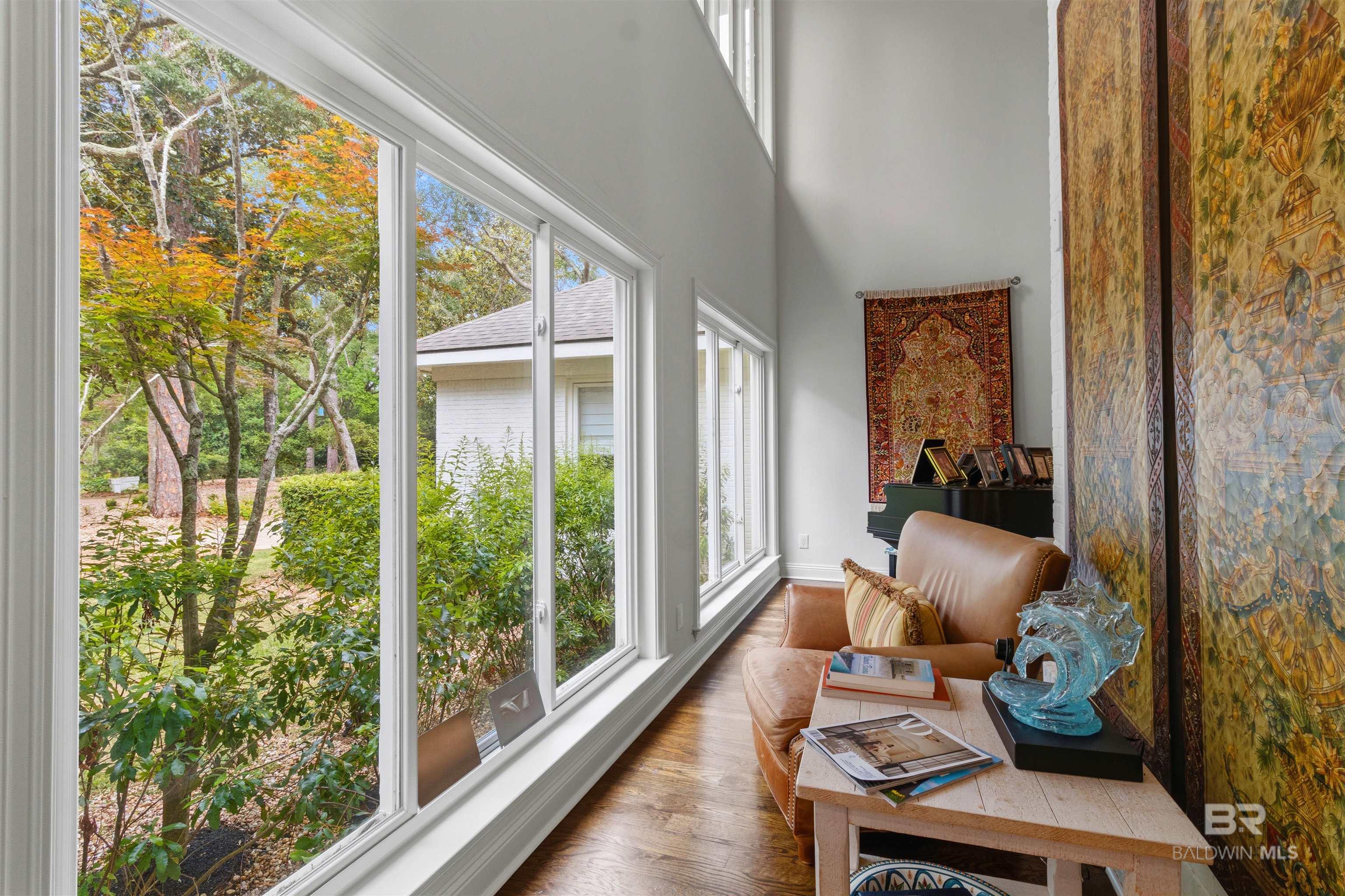 https://zimg.paragon.ice.com/ParagonImages/Property/PG/BCAR/397114/11/0/0/768a186728779776f7ff5df313daa14c/7/c93b5f27d84d4b5769c02e4383889597/397114-e518a1b1-d77d-47ba-a4b9-014263572a52.JPG