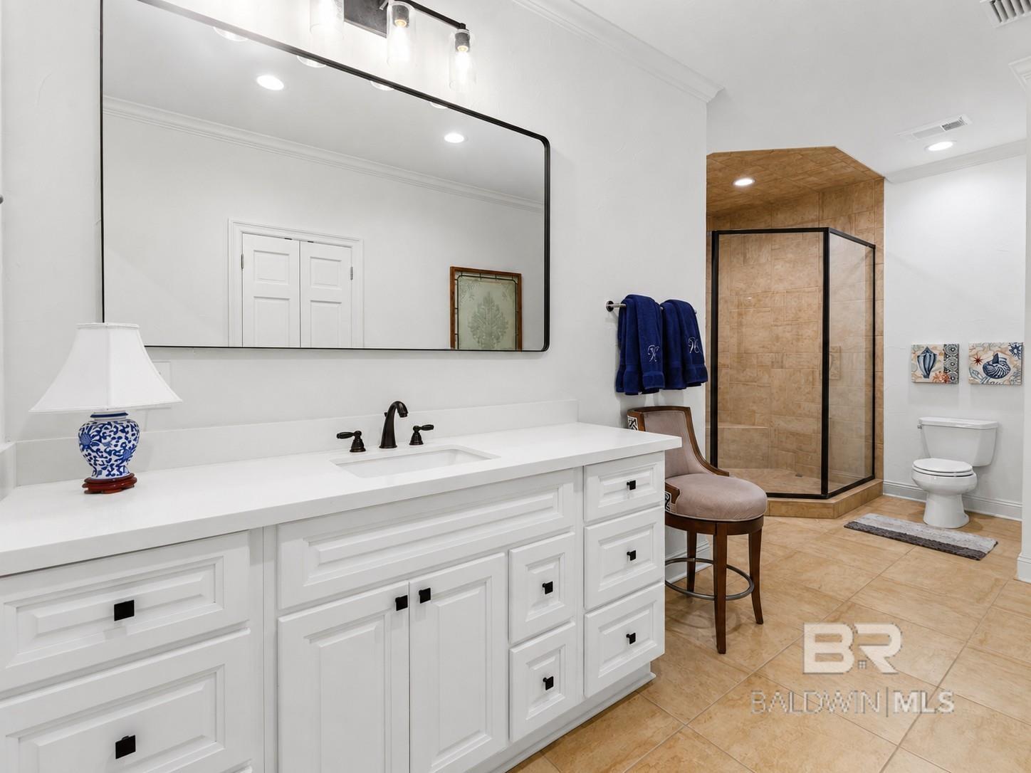 https://zimg.paragon.ice.com/ParagonImages/Property/PG/BCAR/397114/31/0/0/a3797ad3f73d57683b5c8dff954b2b07/7/c93b5f27d84d4b5769c02e4383889597/397114-e3c9cd6d-fa23-47bd-b139-b87a1a20294d.JPG