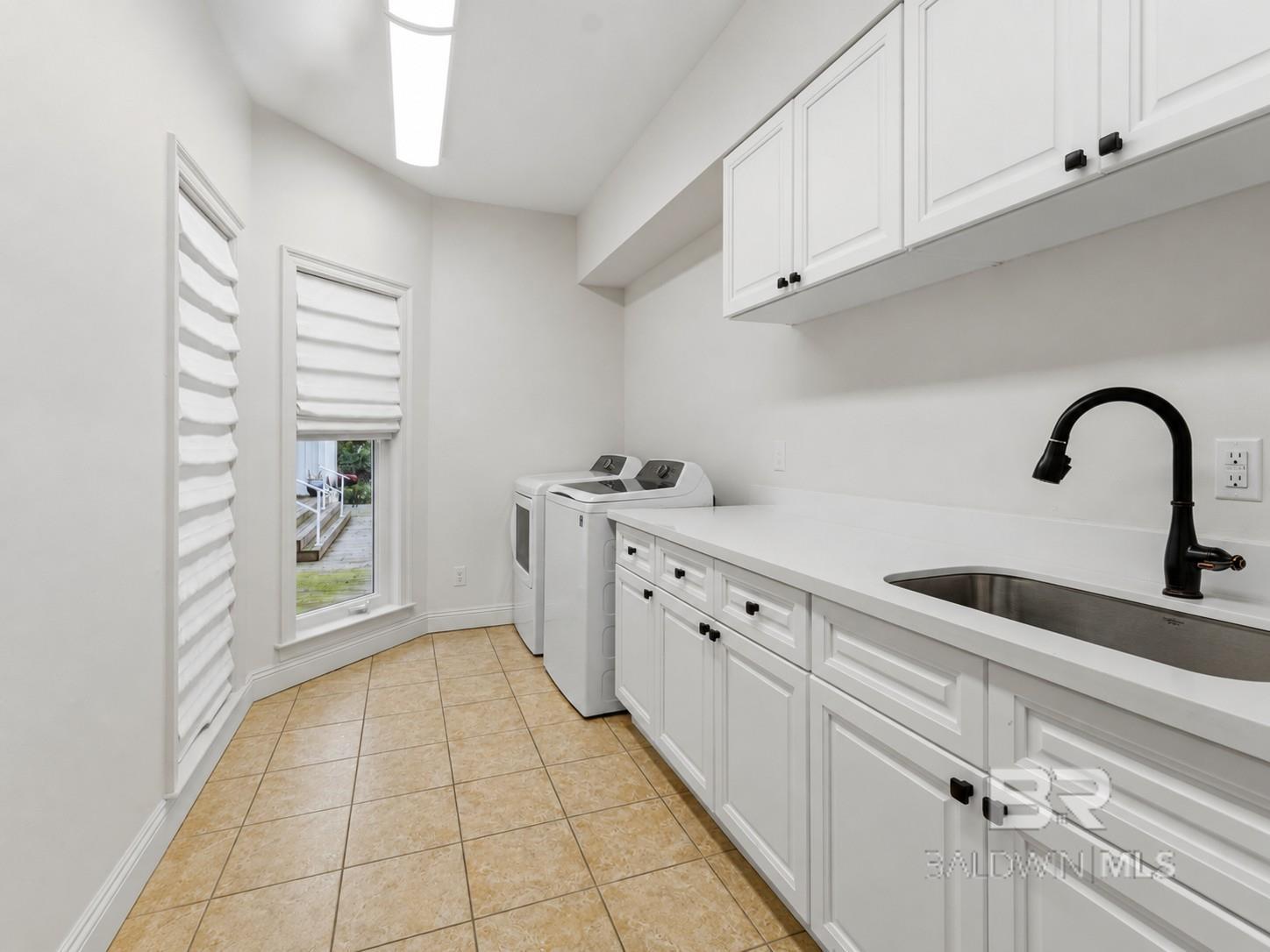 https://zimg.paragon.ice.com/ParagonImages/Property/PG/BCAR/397114/34/0/0/44a1172f4004c9c7e6ebf55270994005/7/c93b5f27d84d4b5769c02e4383889597/397114-32cef130-68e5-4b8b-96d8-383fc22289e7.JPG