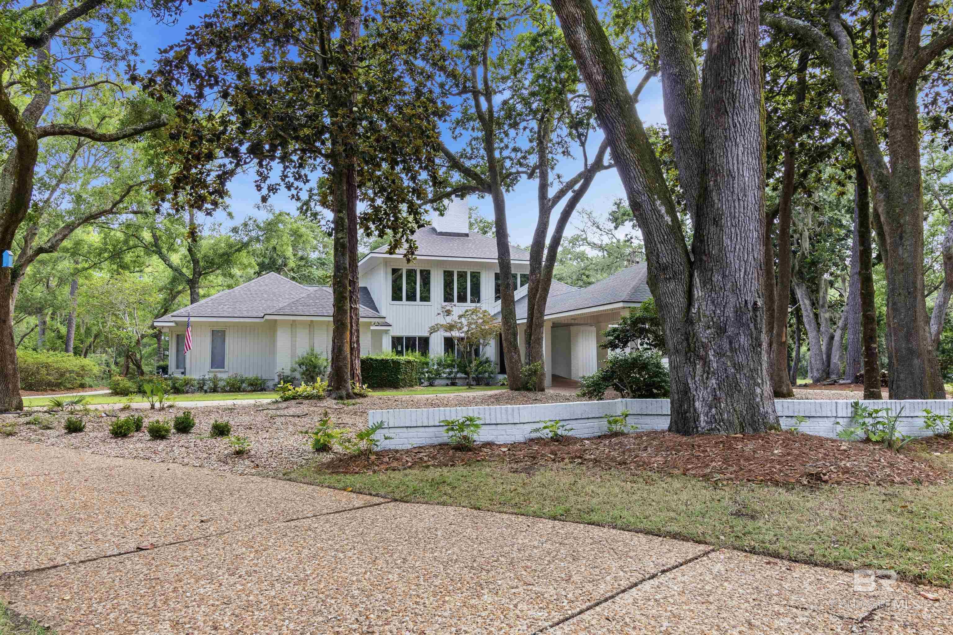 https://zimg.paragon.ice.com/ParagonImages/Property/PG/BCAR/397114/44/0/0/411de1751e4a5168ec2e6983df7af178/7/c93b5f27d84d4b5769c02e4383889597/397114-2066cc05-c442-4c2d-94ab-2ce305b17b02.JPG