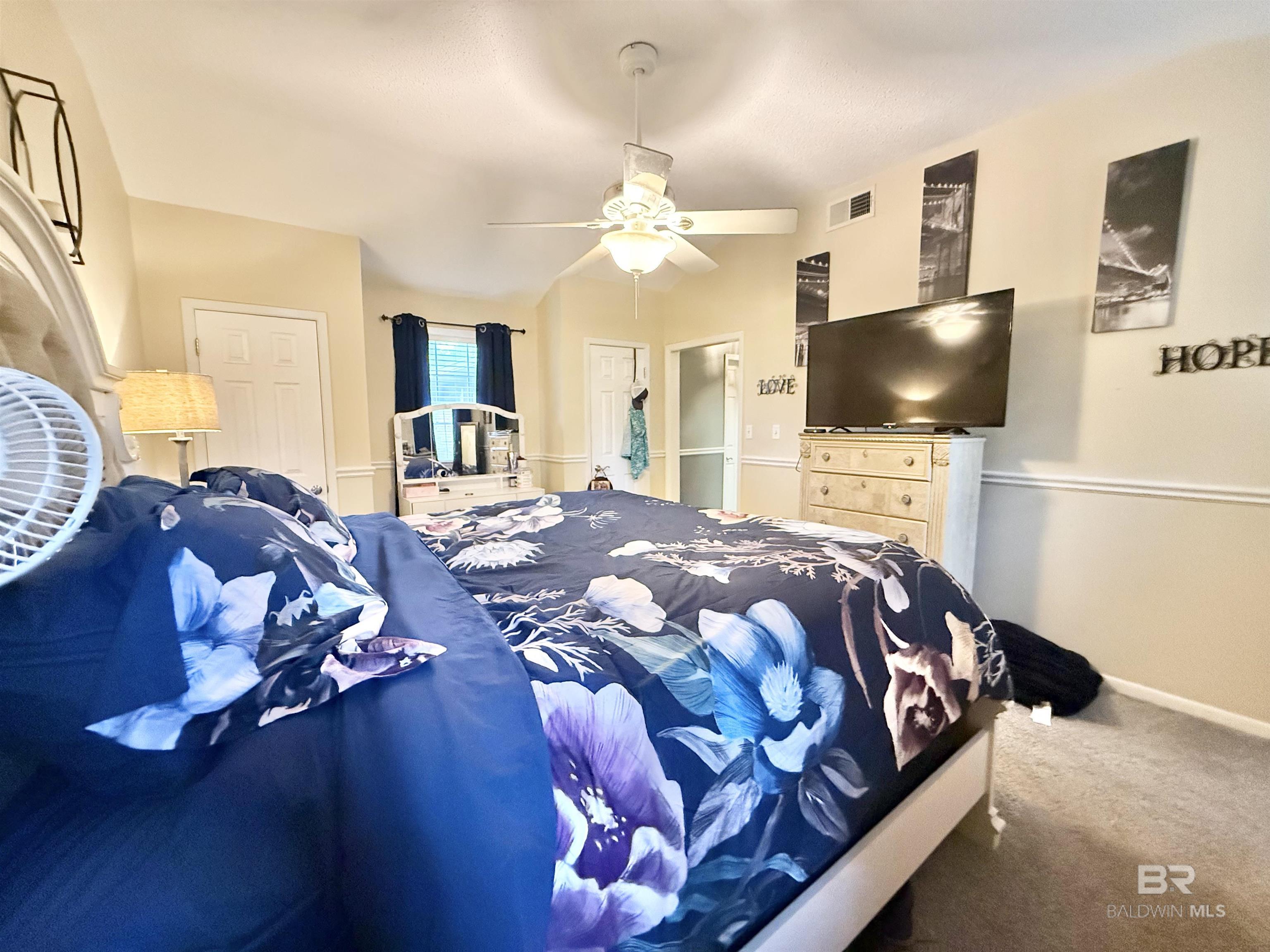 https://zimg.paragon.ice.com/ParagonImages/Property/PG/BCAR/397123/25/0/0/9ec611d2584474c5ba57a93d3b6dc772/7/421f5e875a5722a2b0b77727894a47f0/397123-f51669ab-0cbb-49c3-9ac1-46f6ce5edef8.JPG