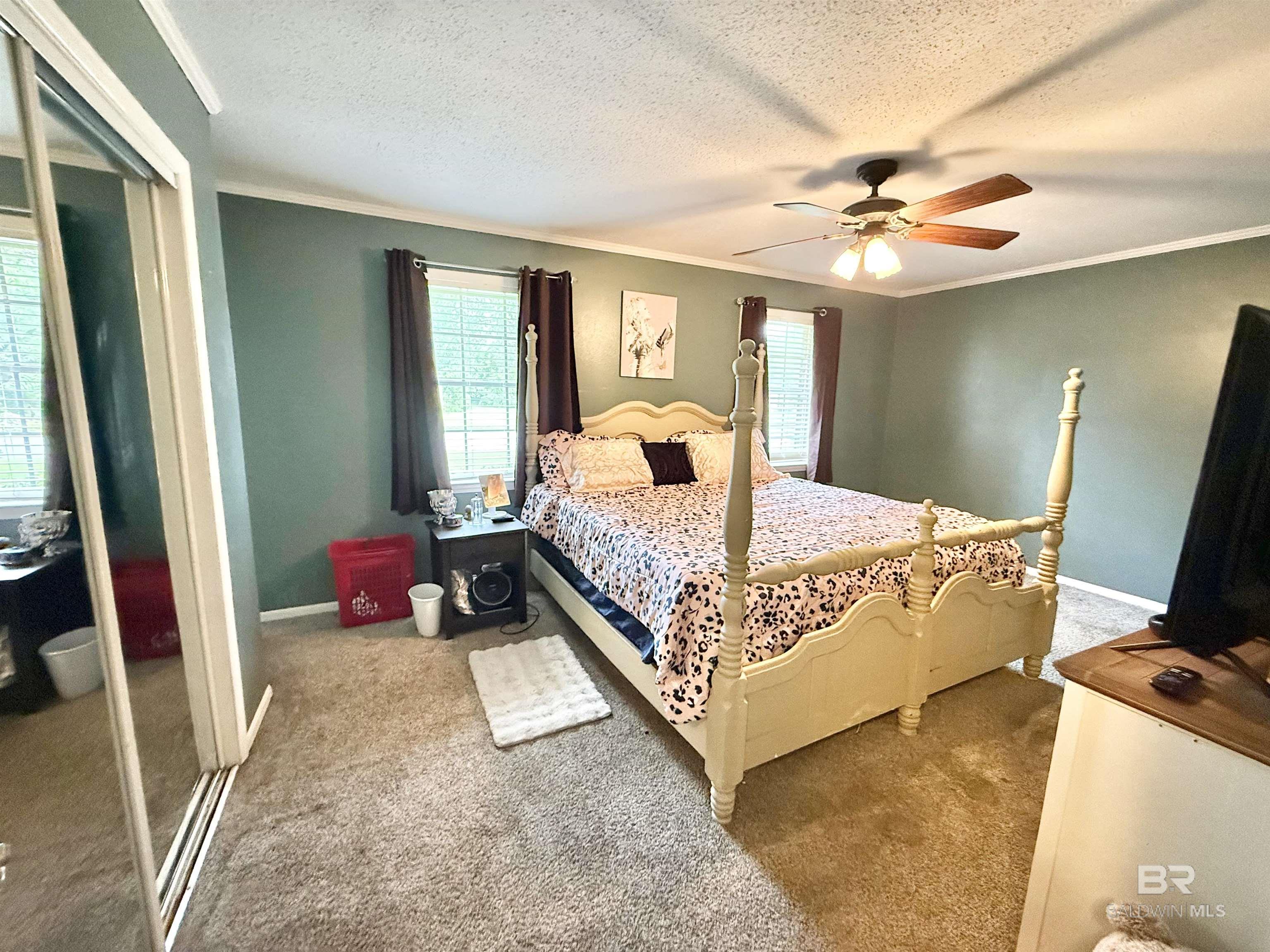 https://zimg.paragon.ice.com/ParagonImages/Property/PG/BCAR/397123/27/0/0/c8f8d0940b77534cc204927fcaf4095b/7/421f5e875a5722a2b0b77727894a47f0/397123-9bf0c509-4111-48bb-a66a-6f4cf6935471.JPG