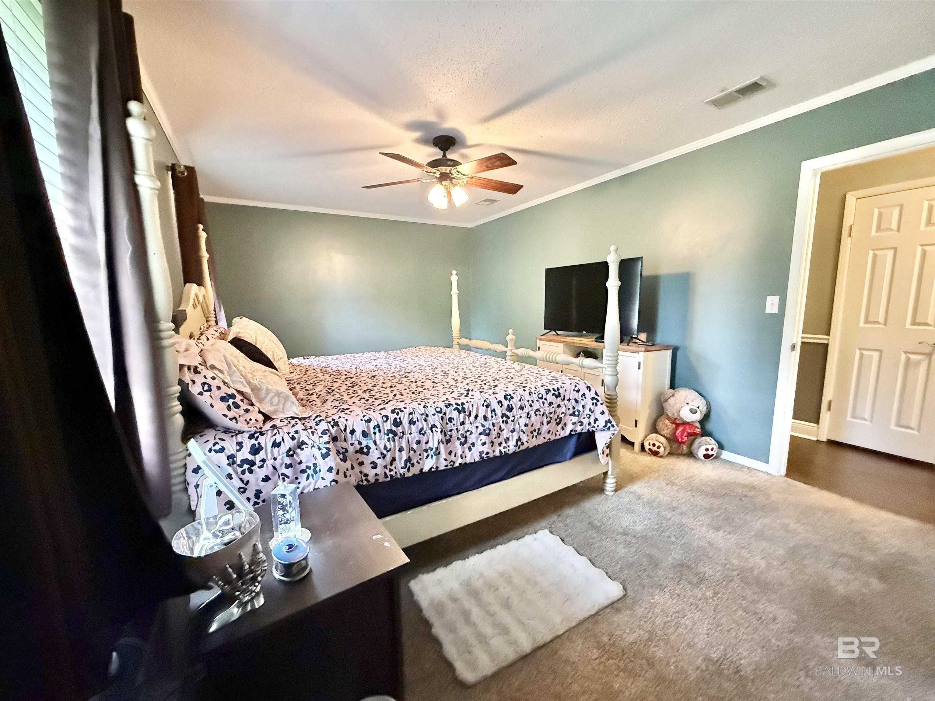 https://zimg.paragon.ice.com/ParagonImages/Property/PG/BCAR/397123/29/0/0/8dd69f9c0ef730976472a7e78621a027/7/421f5e875a5722a2b0b77727894a47f0/397123-18a64426-02f1-4e2b-aa38-9217d7ee7ccc.JPG