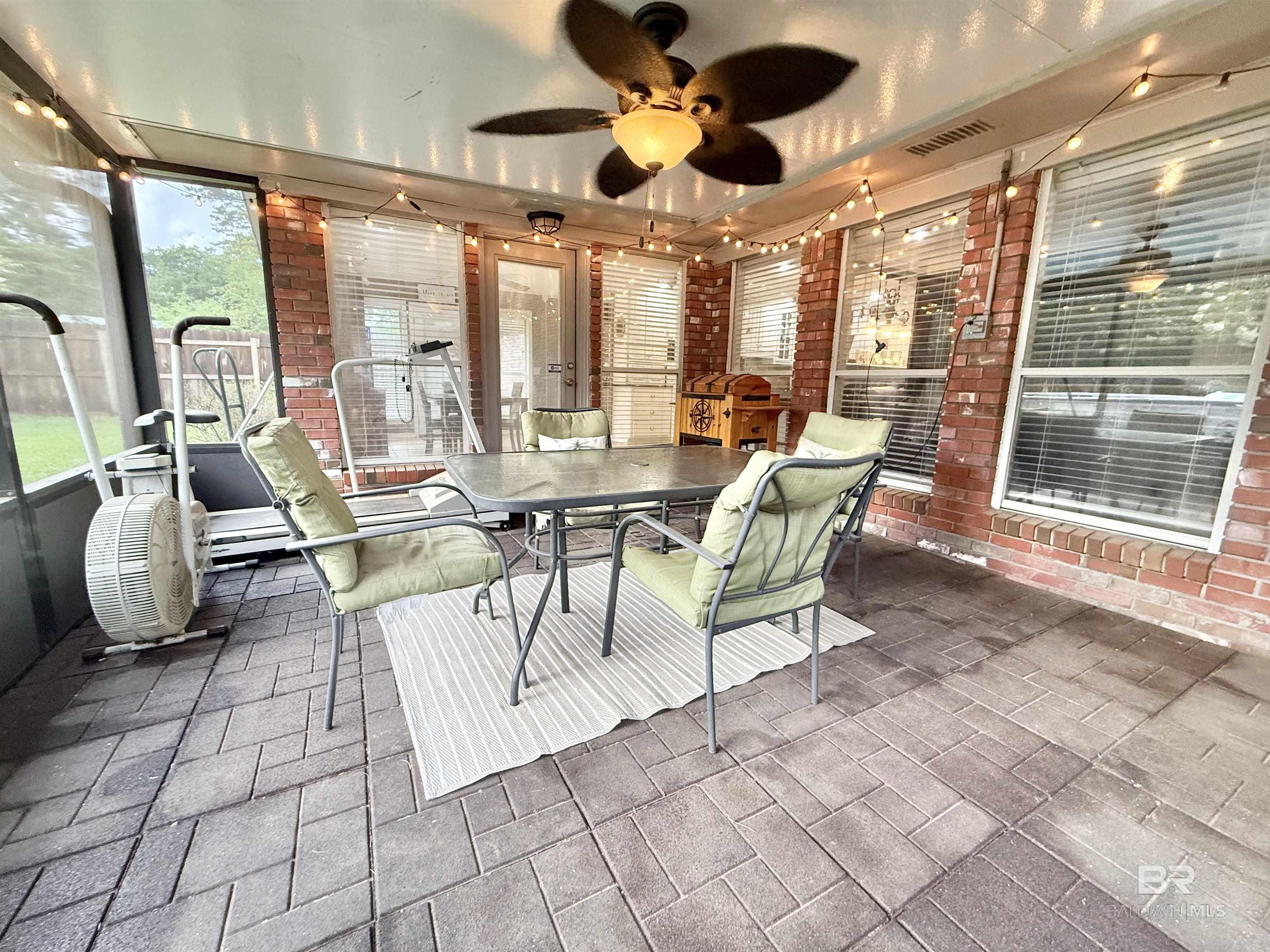 https://zimg.paragon.ice.com/ParagonImages/Property/PG/BCAR/397123/30/0/0/cb13c17b740667f2a5158b82b3fffb1f/7/421f5e875a5722a2b0b77727894a47f0/397123-aa411f73-eb5b-4af7-835d-41c11c745adf.JPG