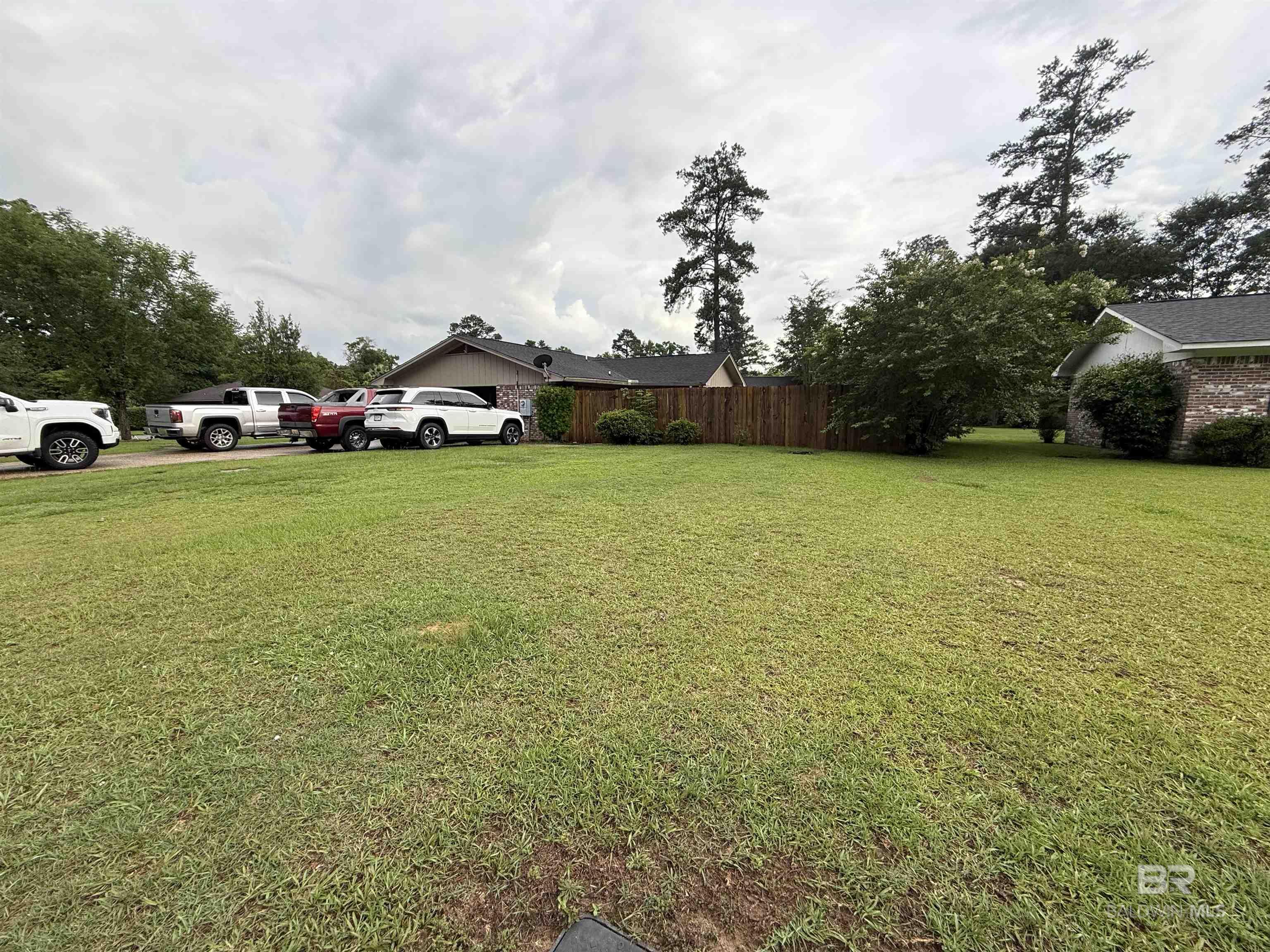 https://zimg.paragon.ice.com/ParagonImages/Property/PG/BCAR/397123/31/0/0/1aa69589850655422e6085ad15cee8c3/7/421f5e875a5722a2b0b77727894a47f0/397123-8733a6e5-bb56-4851-810a-3f6f06fb8f8b.JPG