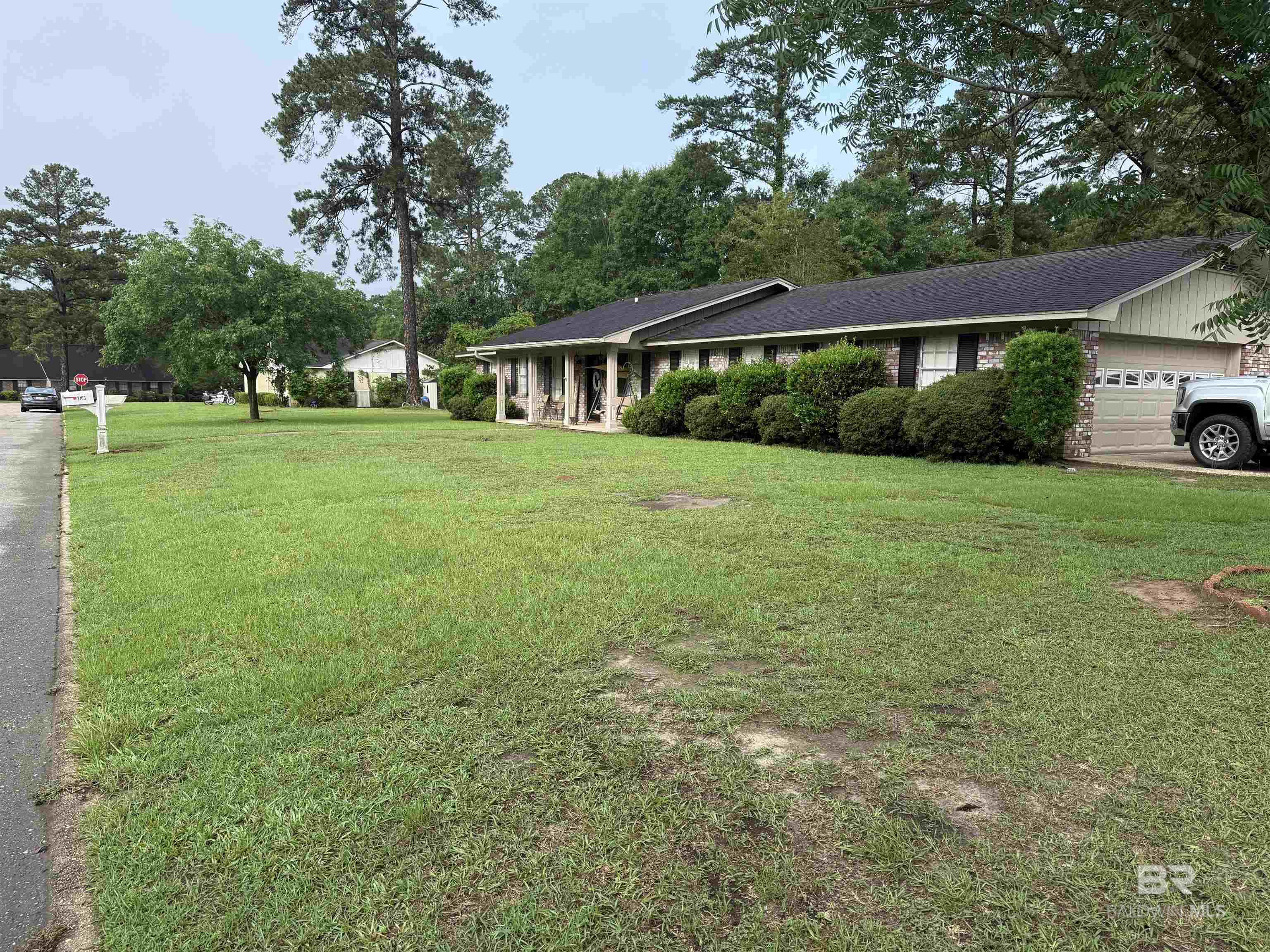 https://zimg.paragon.ice.com/ParagonImages/Property/PG/BCAR/397123/33/0/0/41e6486fc4da7f71f4bf1f82d3e9c4e9/7/421f5e875a5722a2b0b77727894a47f0/397123-33d8d21c-fad6-4622-b91e-d82c9bfbfc38.JPG