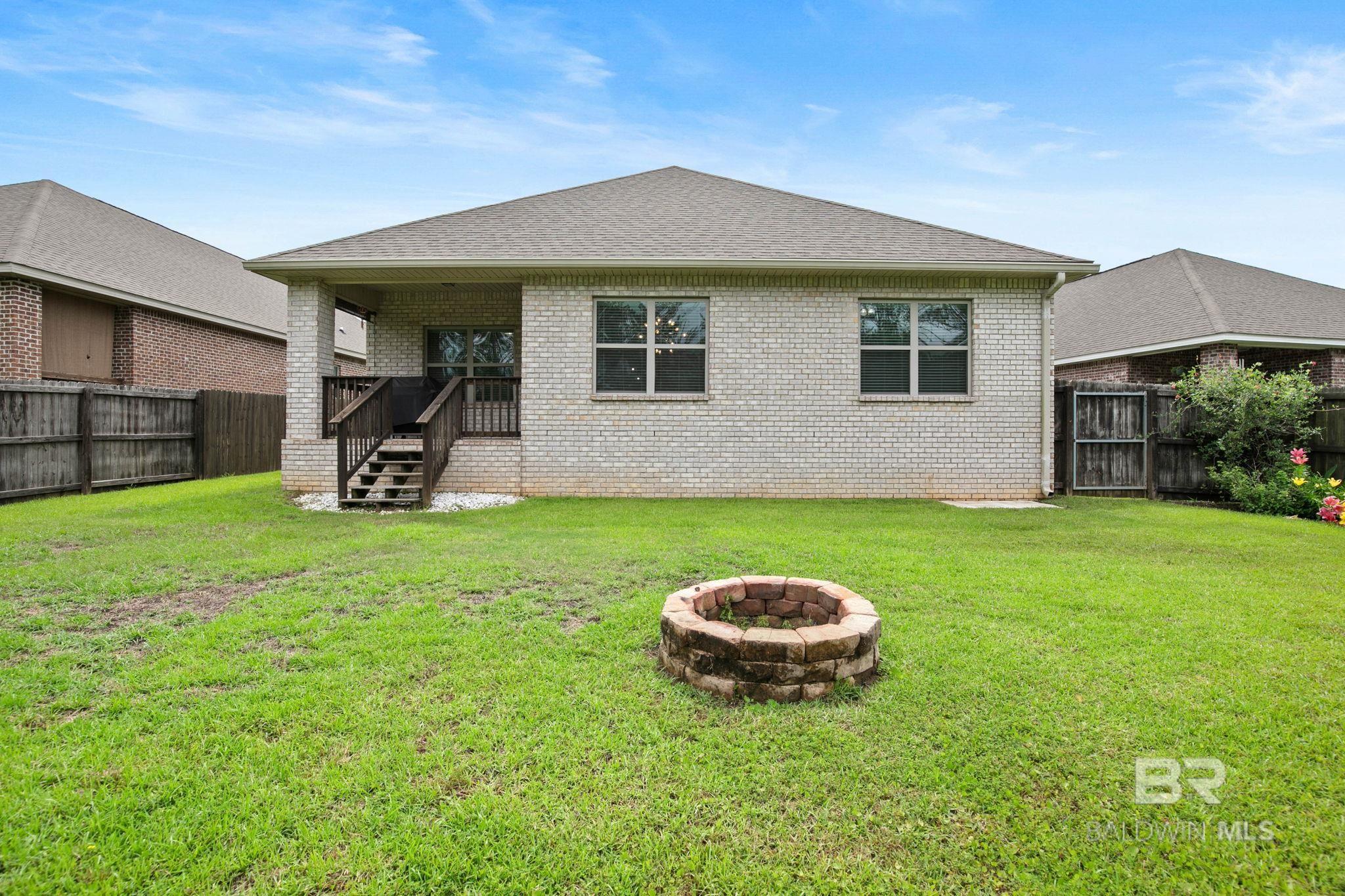 https://zimg.paragon.ice.com/ParagonImages/Property/PG/BCAR/397124/29/0/0/a5662cd1a85ef79984afacde4d6d41d2/7/c04557911db0fce271278b480f8d109d/397124-7ce9baf3-a0a4-4fb3-8755-f0bc292c71e1.JPG