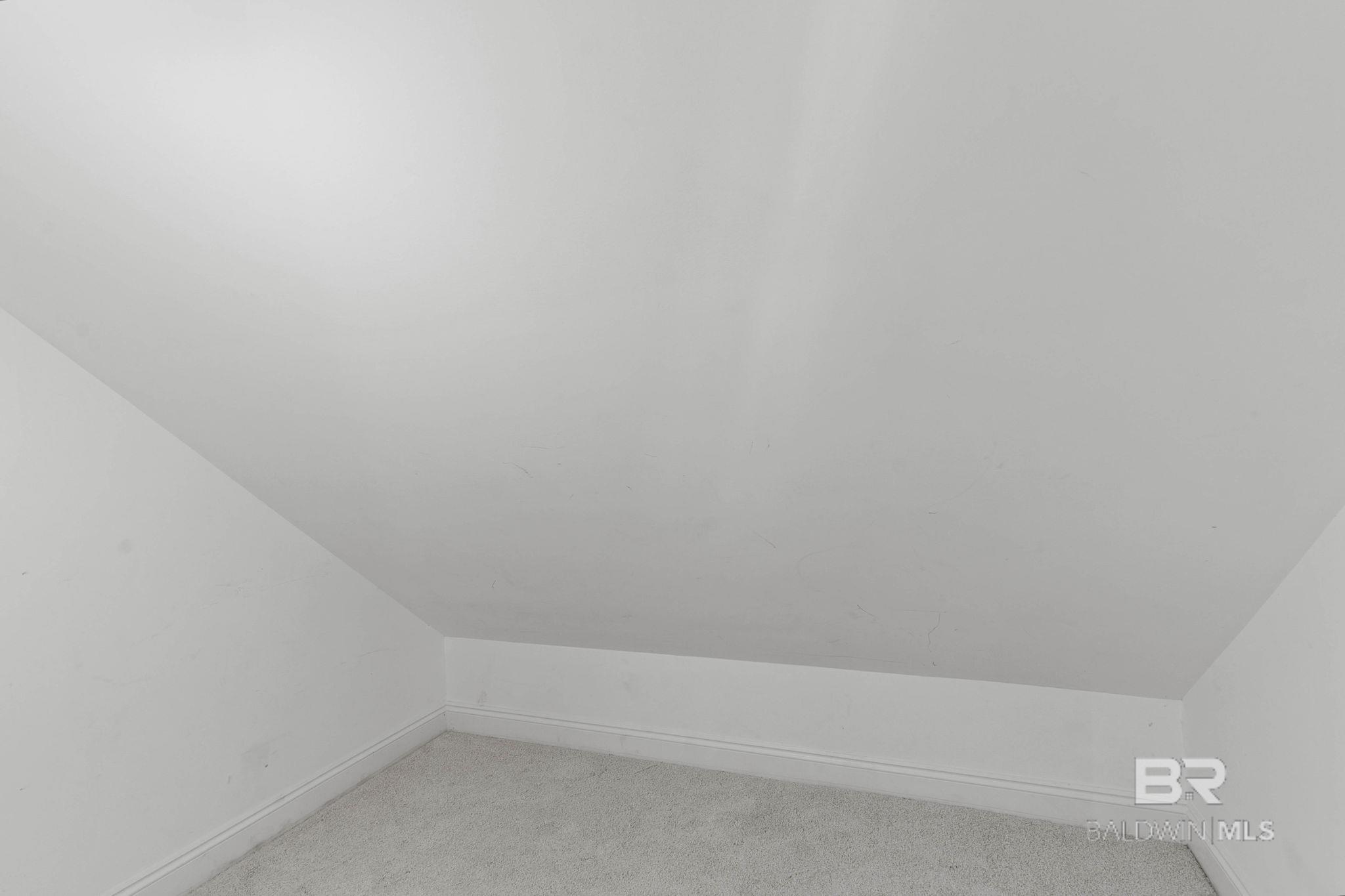 397125 | Photo 50