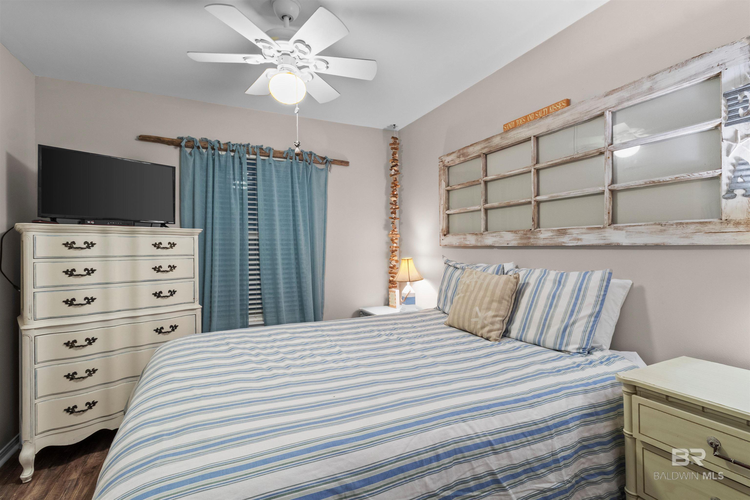 https://zimg.paragon.ice.com/ParagonImages/Property/PG/BCAR/397149/10/0/0/c86b4116ef2888fb2a3521652528aaa4/7/3dae1a05265257660484351b883ff7a7/397149-0dfd6376-cb60-47bd-ac5b-83a0ee8627dc.JPG