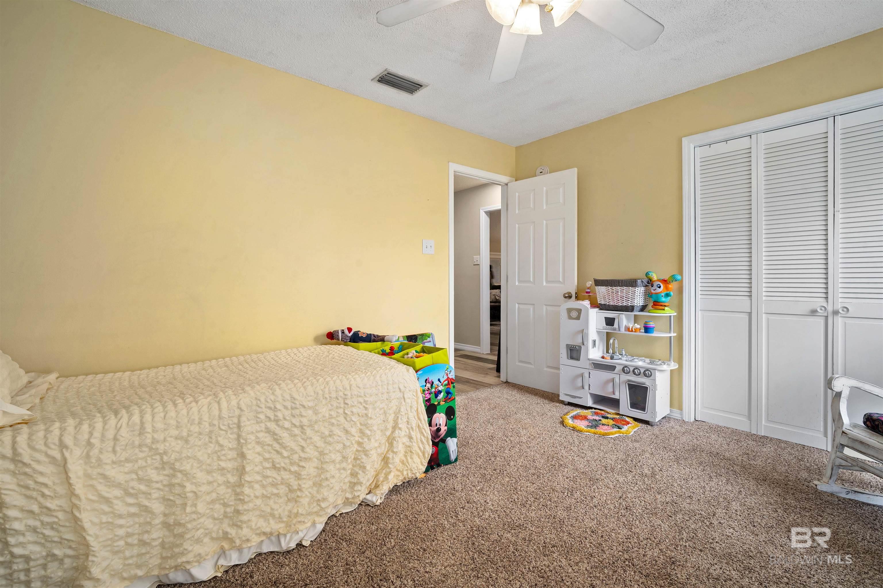 https://zimg.paragon.ice.com/ParagonImages/Property/PG/BCAR/397159/20/0/0/a292296c8e07139f759e59628cf54e47/7/e0e9ed011bdf3be65021114c2624453e/397159-f2a39181-b30d-47a1-a2b7-76be9ba916ad.JPG