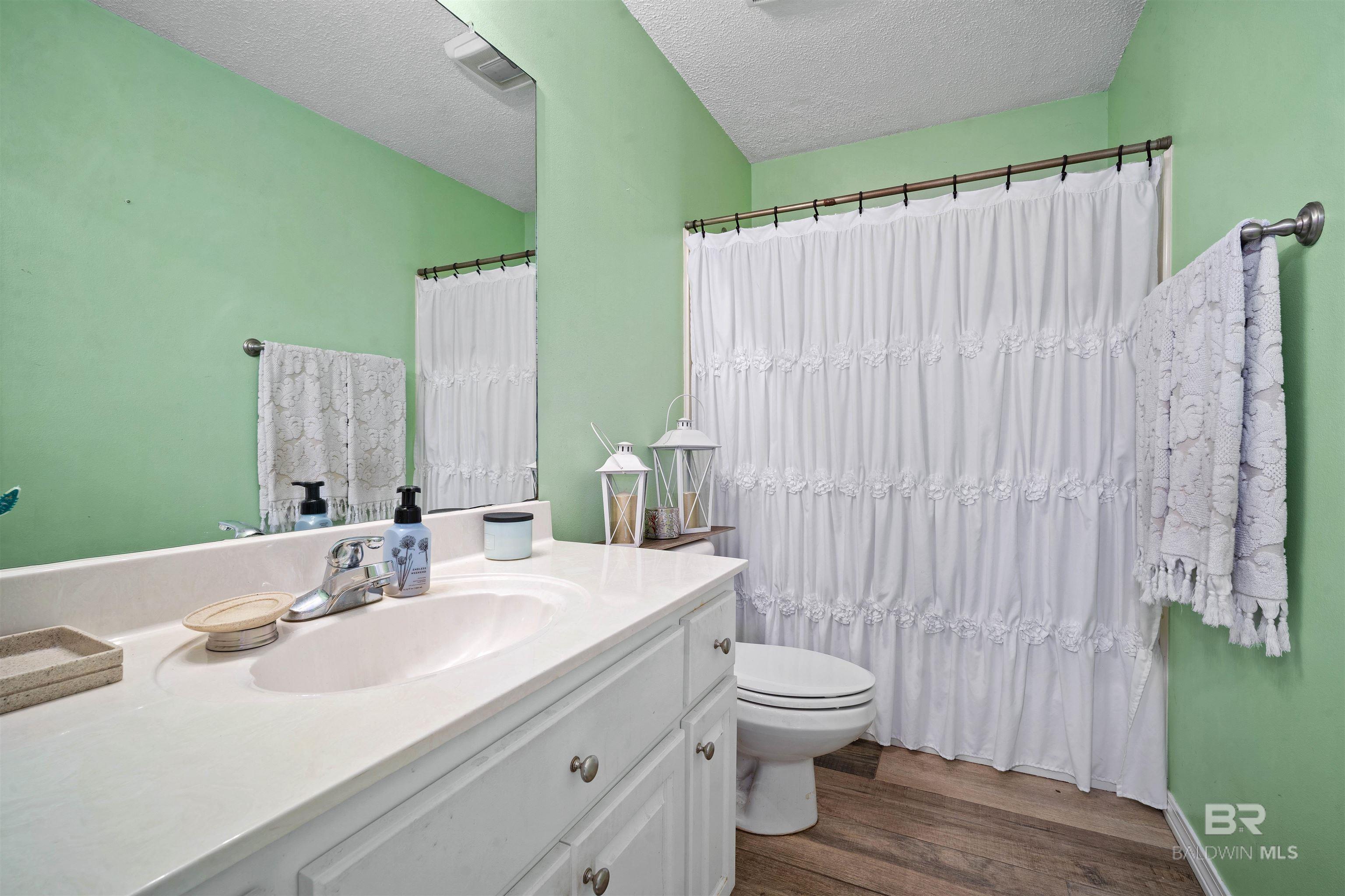 https://zimg.paragon.ice.com/ParagonImages/Property/PG/BCAR/397159/21/0/0/693ebab16f2a2c60a25931fffa267922/7/e0e9ed011bdf3be65021114c2624453e/397159-41f7abea-28be-4126-aa78-a8228a09e0fc.JPG