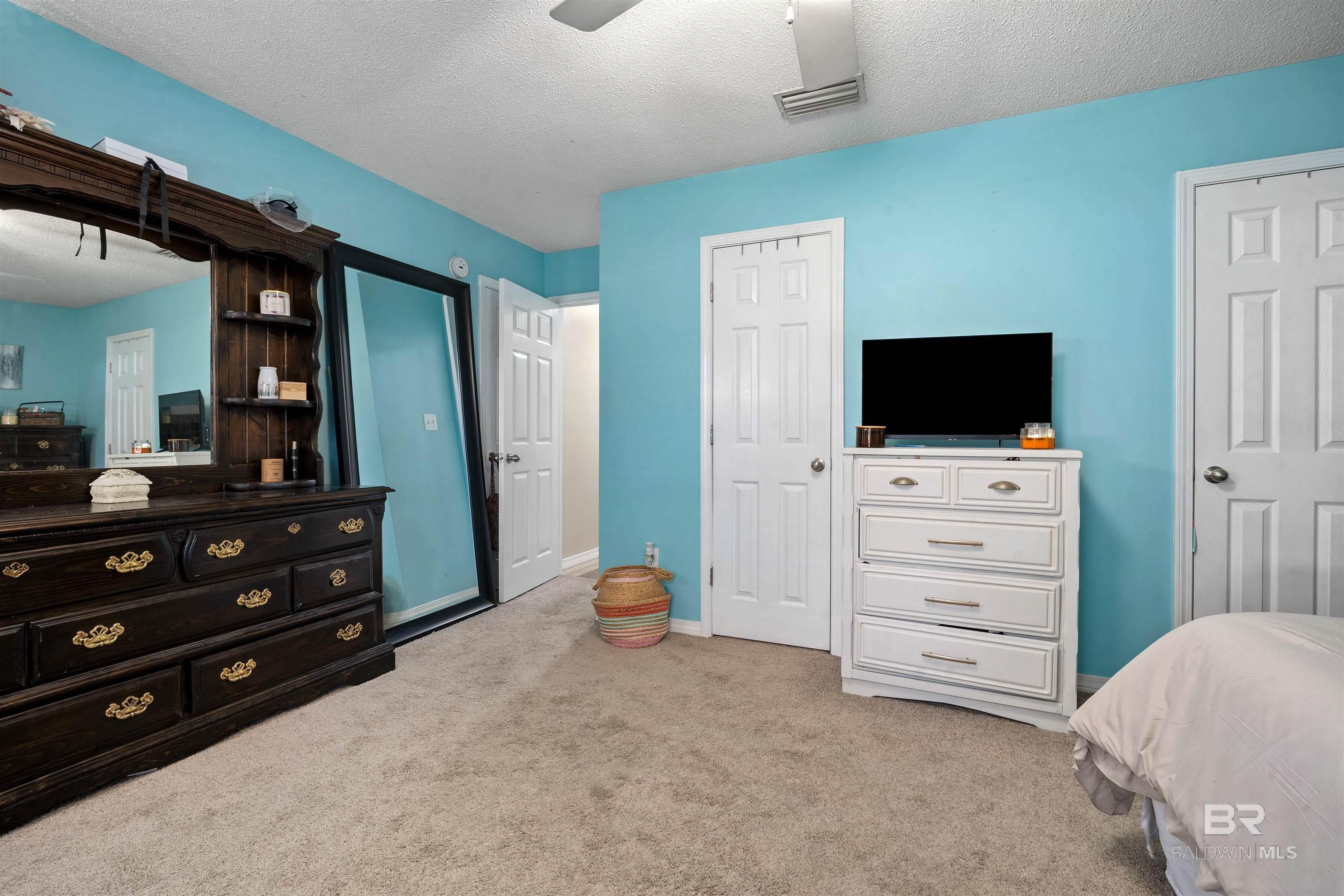 https://zimg.paragon.ice.com/ParagonImages/Property/PG/BCAR/397159/25/0/0/5cd3417e834033feea2a3b12d98da929/7/e0e9ed011bdf3be65021114c2624453e/397159-2fdc29f8-e877-4217-a6d3-ebf29e43df8b.JPG