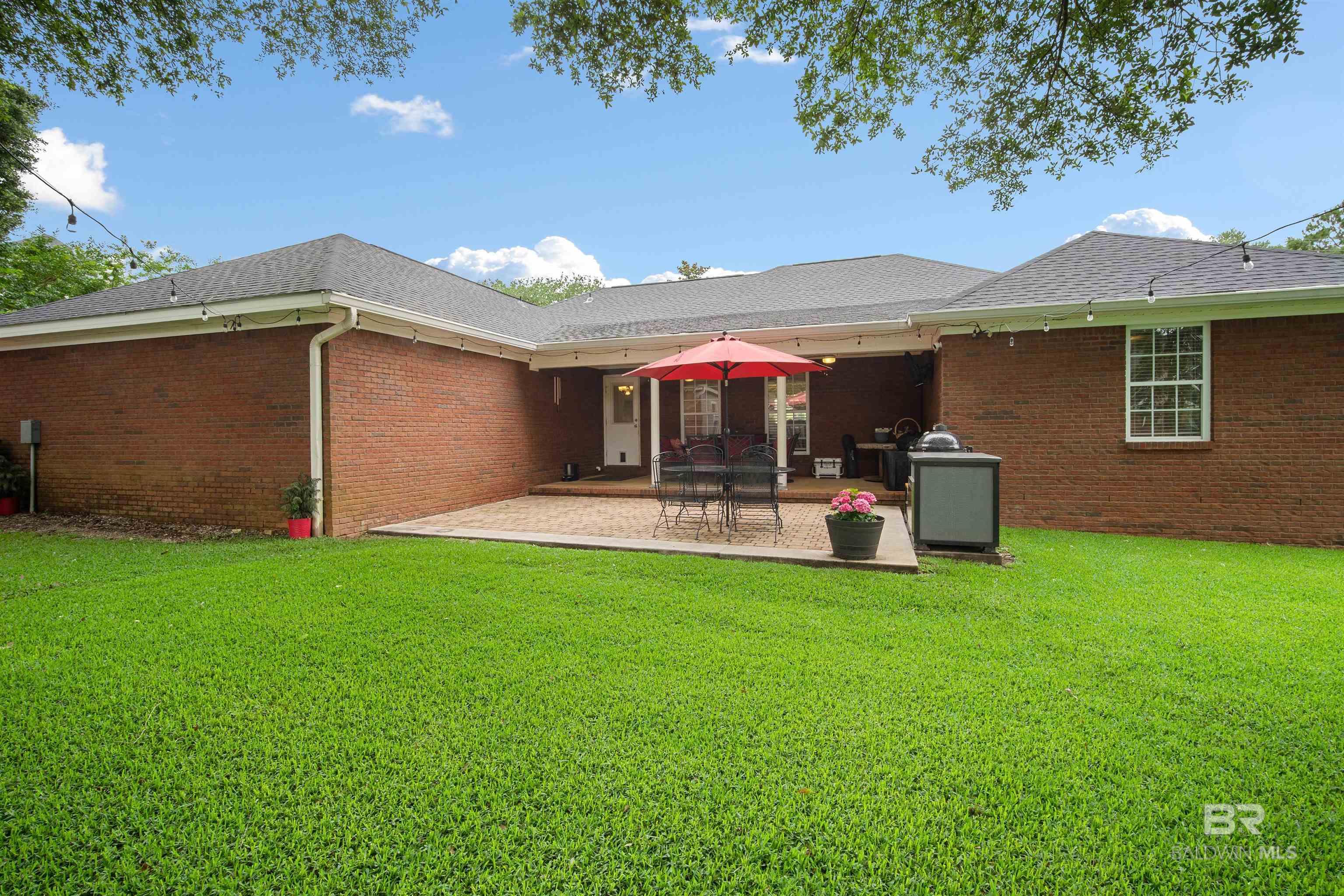 https://zimg.paragon.ice.com/ParagonImages/Property/PG/BCAR/397159/28/0/0/c8d4e697917d5cb6367b9eb83ba48757/7/e0e9ed011bdf3be65021114c2624453e/397159-76252f25-5414-4dec-98c2-5fd97caa2e63.JPG