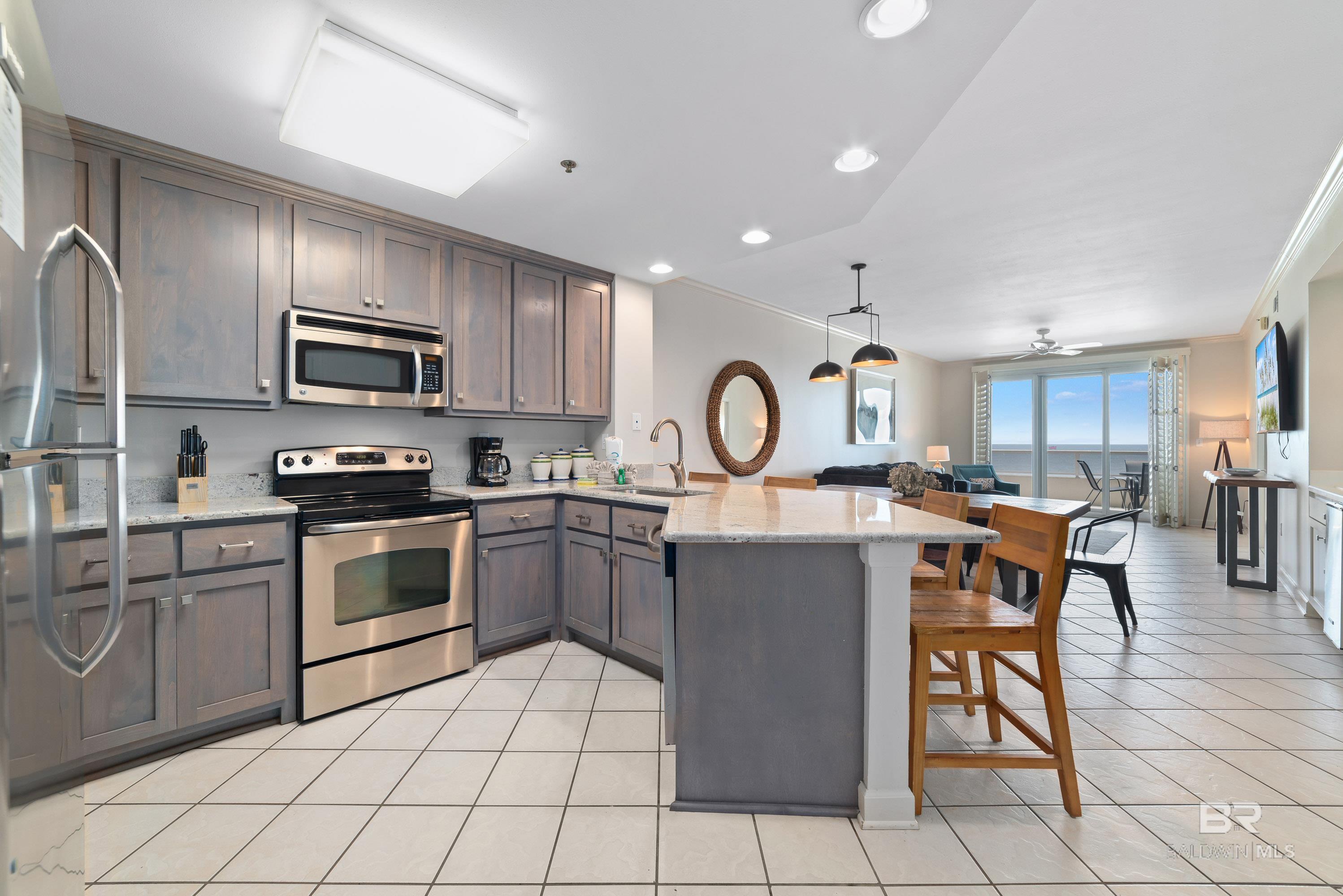 https://zimg.paragon.ice.com/ParagonImages/Property/PG/BCAR/397167/3/0/0/543dd94ba7c2b1640d7bf84bc861efed/7/50e5d5721e8a0427c3d3f551ef9a2efb/397167-1e8efe17-07d2-4f8d-af5c-d7bb868c4931.JPG