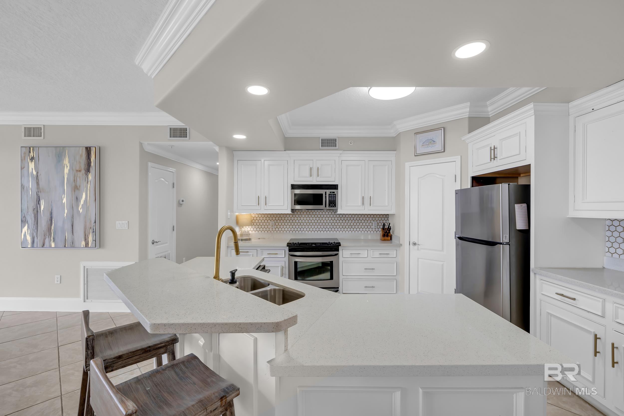 https://zimg.paragon.ice.com/ParagonImages/Property/PG/BCAR/397171/41/0/0/7708c44464cef814e88b27860241a93e/7/84981f60f25e1ce8d23b5c2b0a0b0ff0/397171-4ec80cab-39e1-4cac-a1fa-749548aacfc2.JPG