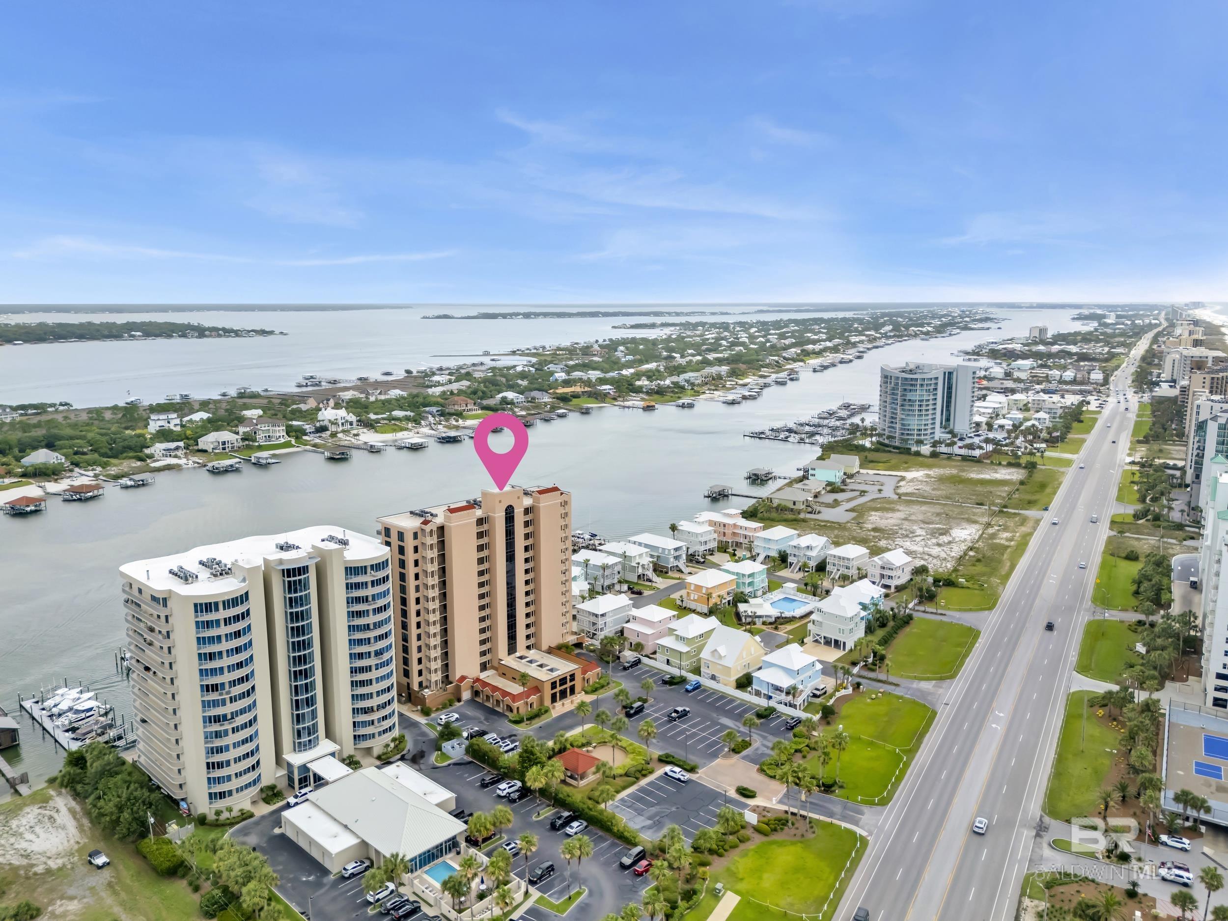 https://zimg.paragon.ice.com/ParagonImages/Property/PG/BCAR/397171/62/0/0/e05468f2dfd9a39919efaebe2fcfbf2a/7/84981f60f25e1ce8d23b5c2b0a0b0ff0/397171-447fe675-ddff-4a45-80c2-3d8442a7a68b.JPG