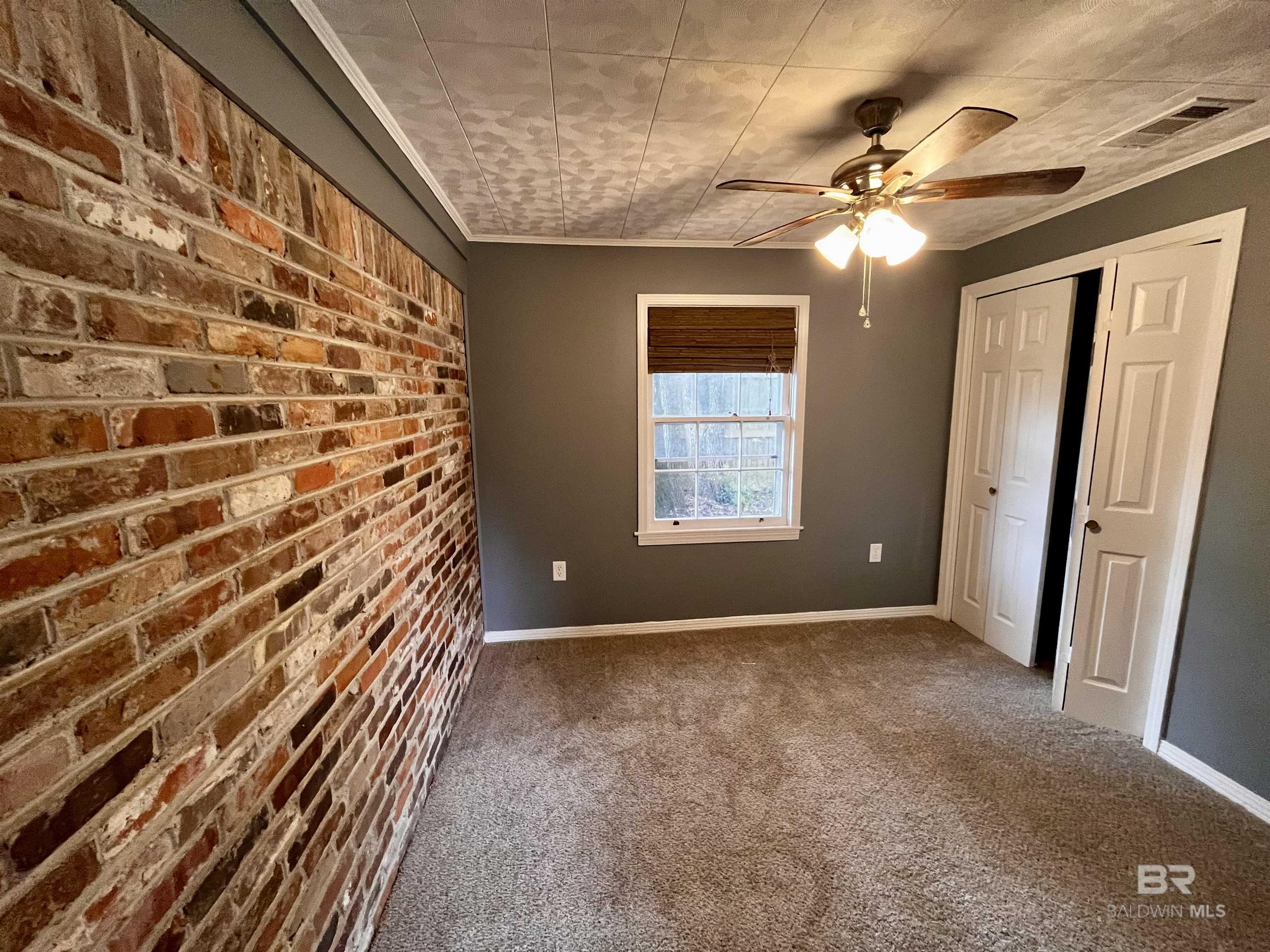 https://zimg.paragon.ice.com/ParagonImages/Property/PG/BCAR/397173/8/0/0/a0fd154f4df281b5ae1115e74ee2cf78/7/50d7ecd7dfd3046de5e427376641802b/397173-74446d11-3512-497b-ac56-c2cb46bbc907.JPG