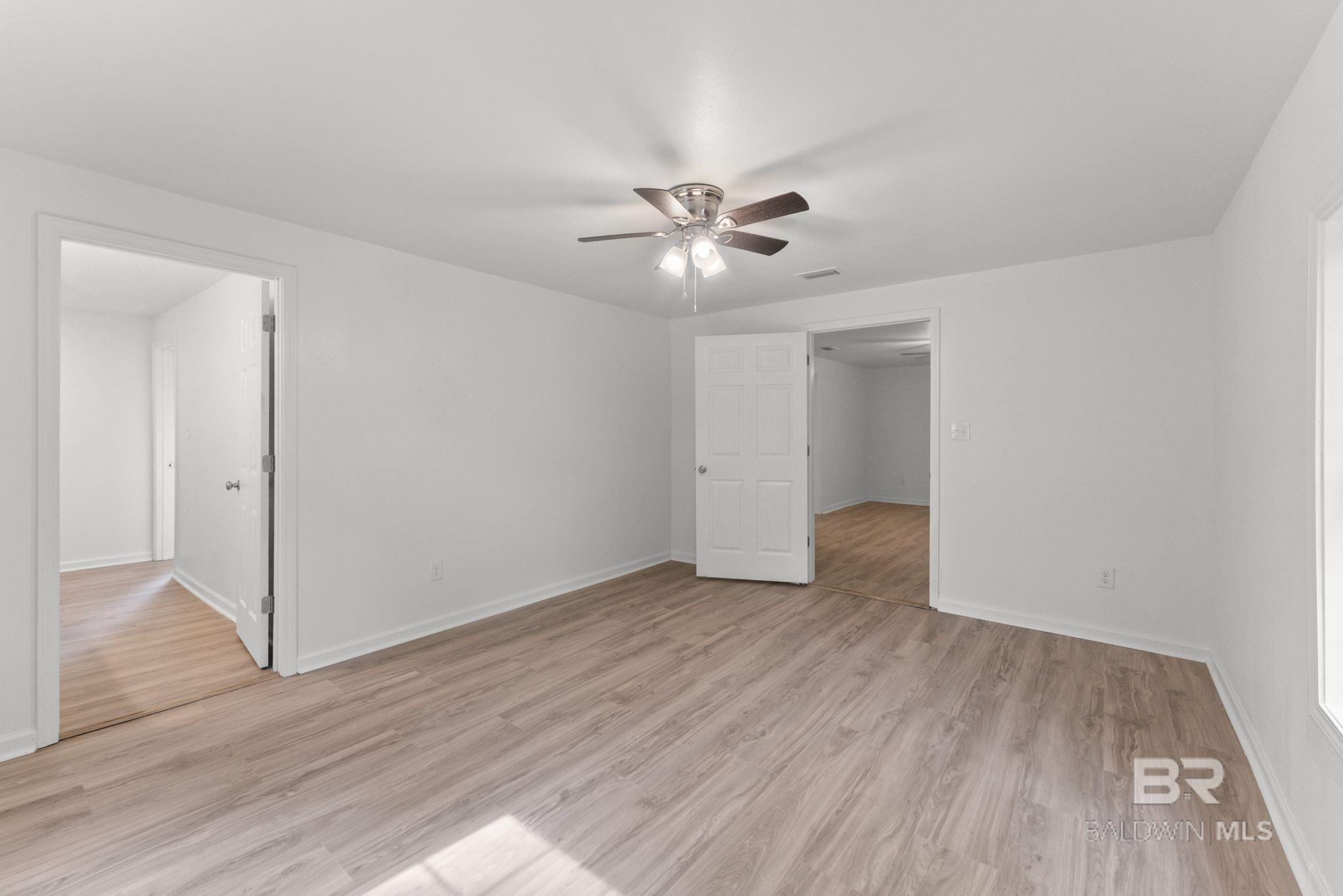 https://zimg.paragon.ice.com/ParagonImages/Property/PG/BCAR/397174/10/0/0/667544411b7e876cf7632c953db2753c/7/0aa2198810ab9e19f2518419a9400b24/397174-96dc49f8-f891-44c0-a477-0cfbb62ce06a.JPG