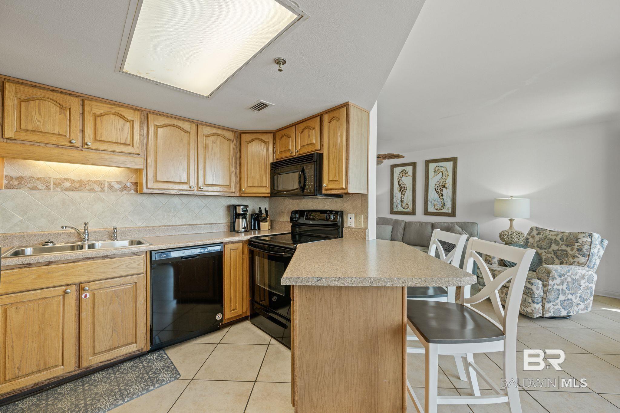 https://zimg.paragon.ice.com/ParagonImages/Property/PG/BCAR/397191/10/0/0/aa33ecea6fd4c7bc02924cca839ac00c/7/ff563696861d92809641b6263fa0a4db/397191-13F3A436-37F3-4BB9-976D-0C9A9CDEE1C5.JPG