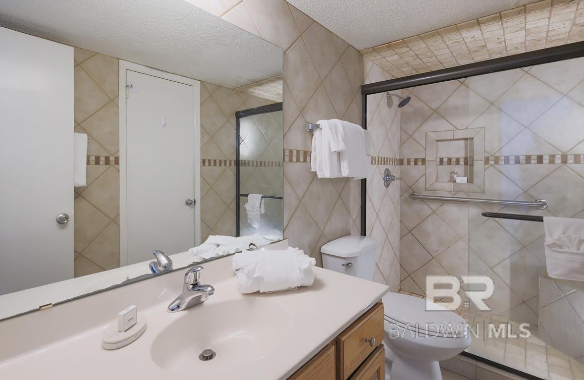 https://zimg.paragon.ice.com/ParagonImages/Property/PG/BCAR/397191/21/0/0/ed6ebc8008ce3ab9d88e513b91ba914b/7/ff563696861d92809641b6263fa0a4db/397191-834A6A89-52E9-4338-A3F1-ADF54211BA14.JPG