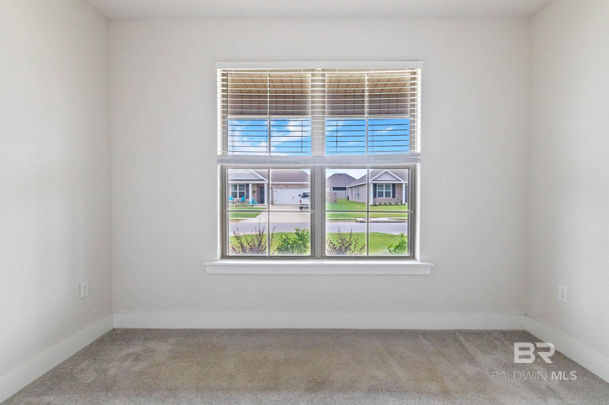 https://zimg.paragon.ice.com/ParagonImages/Property/PG/BCAR/397192/55/0/0/9a35284378276d8673b366b48f323724/7/a1acf600b00161710824291a56c9d269/397192-ed710773-3235-4a0c-a8ba-433094cfdaf0.JPG