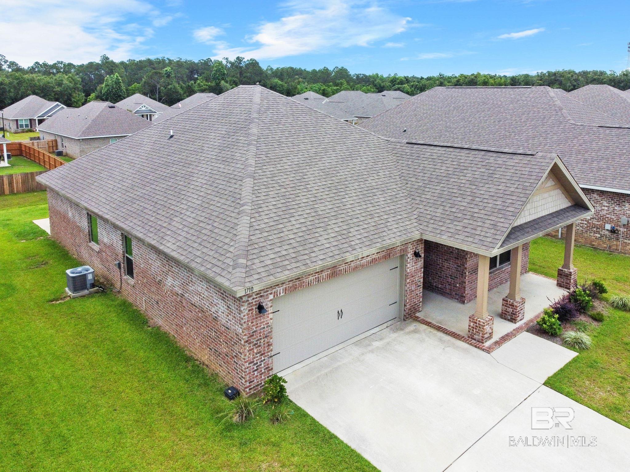 https://zimg.paragon.ice.com/ParagonImages/Property/PG/BCAR/397192/6/0/0/2eb006b2a32c56c152ca94e084a93e86/7/a1acf600b00161710824291a56c9d269/397192-cbcdd66c-f0e6-4daa-8cfa-0eaf1403fd63.JPG