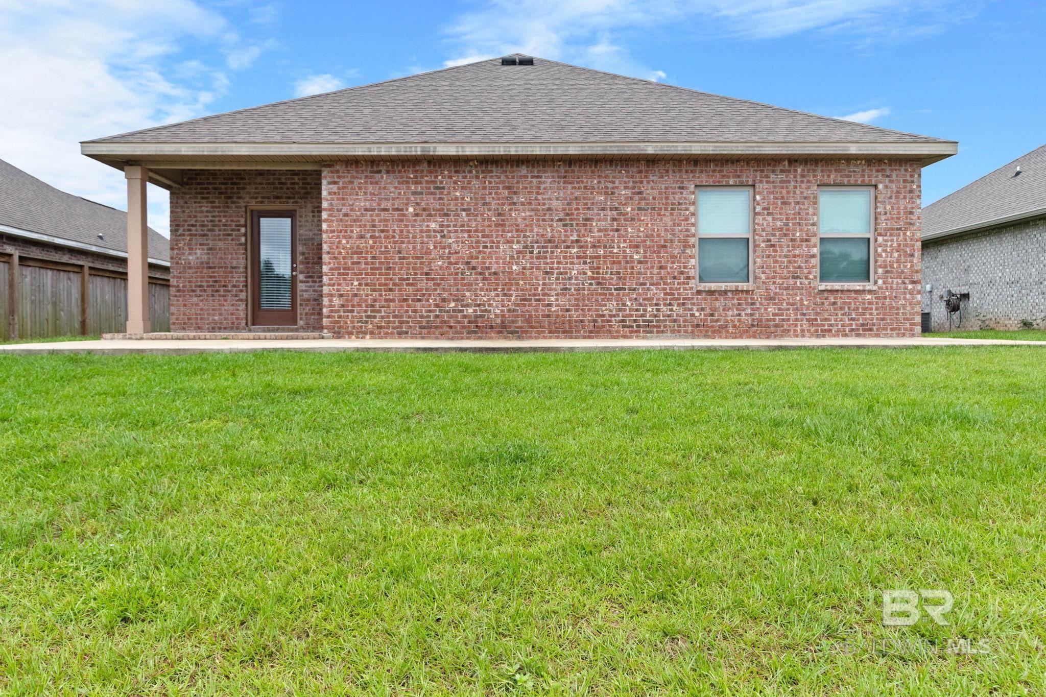 https://zimg.paragon.ice.com/ParagonImages/Property/PG/BCAR/397192/62/0/0/abc4e220c5d0566958a4b790717ca1e7/7/a1acf600b00161710824291a56c9d269/397192-cc233a71-ddde-410b-9ba6-f0c44376554b.JPG