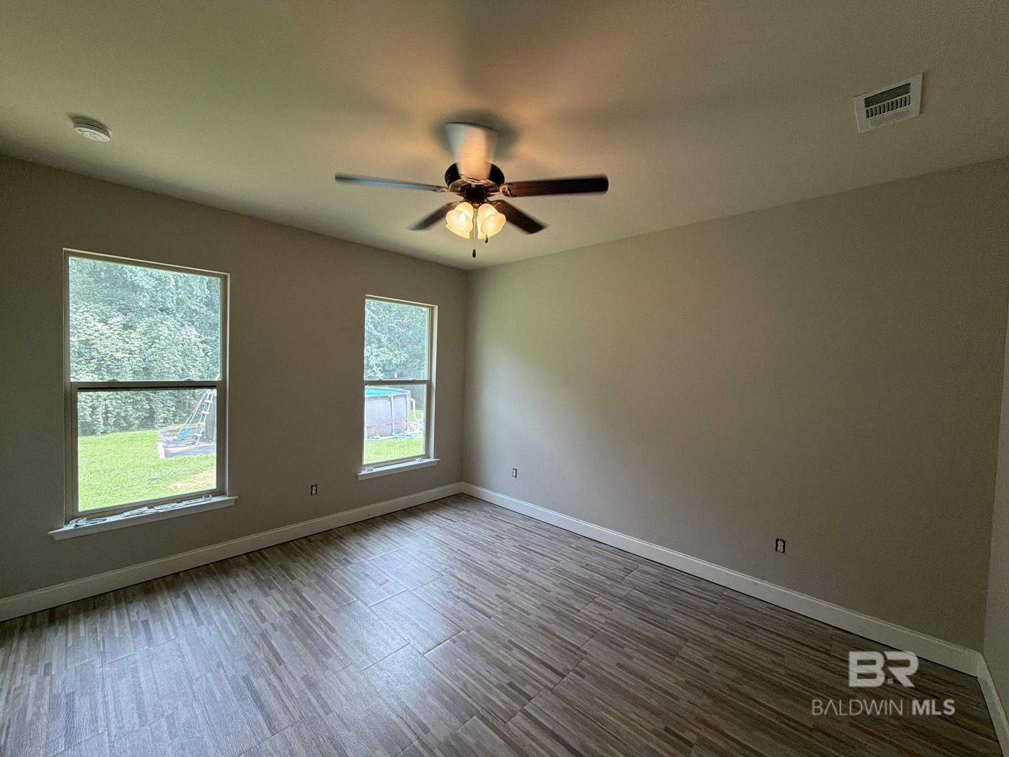 https://zimg.paragon.ice.com/ParagonImages/Property/PG/BCAR/397229/11/0/0/52b300ad95284d975a97c6578d806222/7/6d8f23ab48eadf7ec0cd7363ce6110cf/397229-50edf562-a525-47ad-adce-9d5222ddb6b3.JPG