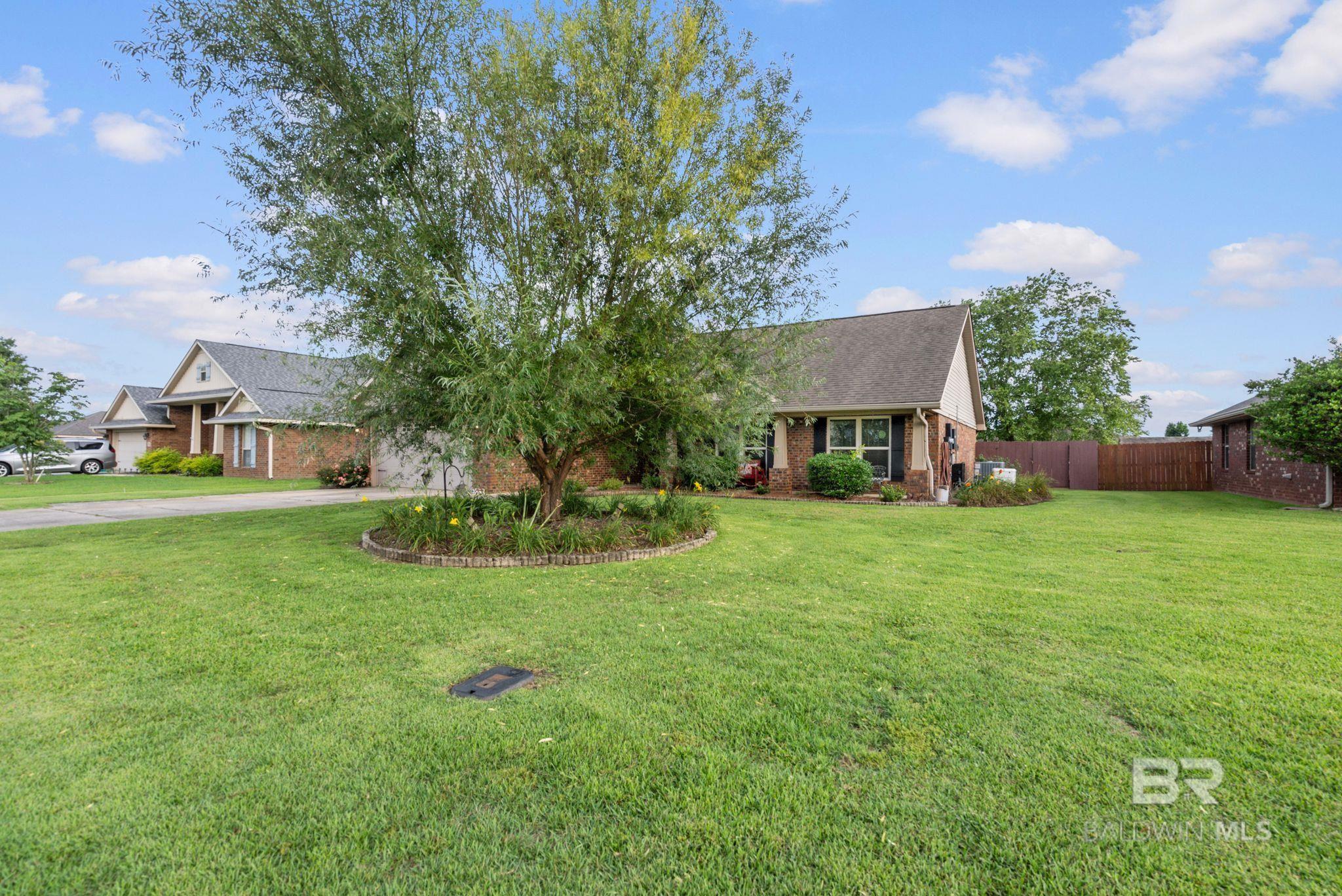 https://zimg.paragon.ice.com/ParagonImages/Property/PG/BCAR/397265/3/0/0/6a4b1bd3c2ddfa54d4113e926d0898b5/7/3298a8958e4d1e05d1a6d5550cc11a12/397265-a6e6ada1-f628-456b-b3e0-9797eebbbb58.JPG