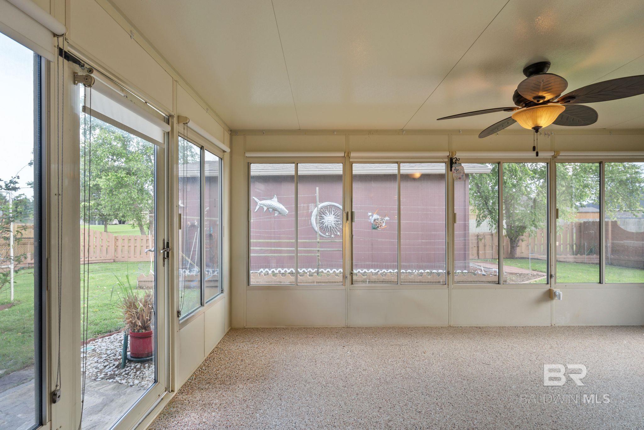 https://zimg.paragon.ice.com/ParagonImages/Property/PG/BCAR/397265/34/0/0/ea9b8b22bd5b5b33679657dc7eba378a/7/3298a8958e4d1e05d1a6d5550cc11a12/397265-8634e4d2-2b6f-4509-8599-84e234f0de8c.JPG