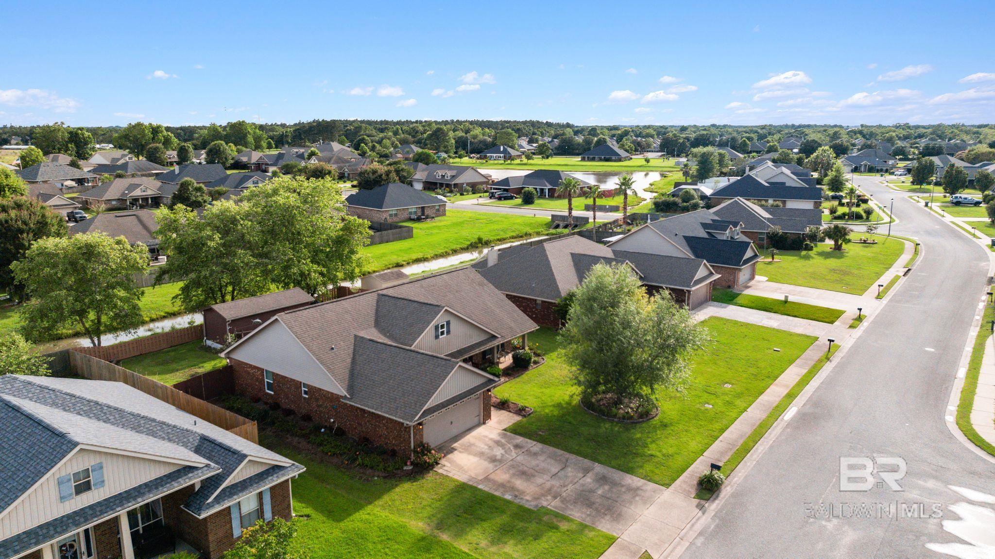 https://zimg.paragon.ice.com/ParagonImages/Property/PG/BCAR/397265/42/0/0/a0d81525bbc566de1d11f3f15176fbc6/7/3298a8958e4d1e05d1a6d5550cc11a12/397265-0ee3f86d-a282-4547-9065-8e1f718f7673.JPG