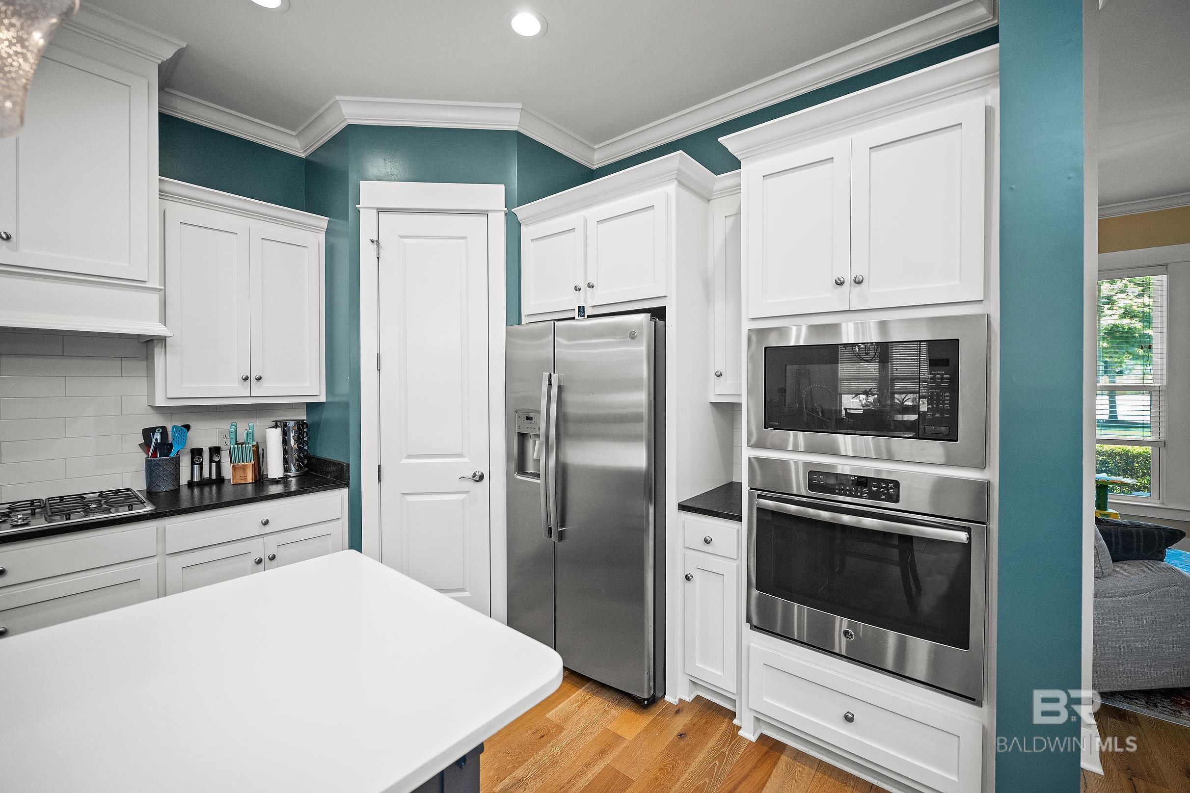 https://zimg.paragon.ice.com/ParagonImages/Property/PG/BCAR/397279/15/0/0/d0ca4b6d1aa8f8e6fee09d2d3417c0e3/7/032028f58d0db046a04f919abeba831d/397279-ce46b38c-5b4d-4cbc-adfa-b296b702ac87.JPG