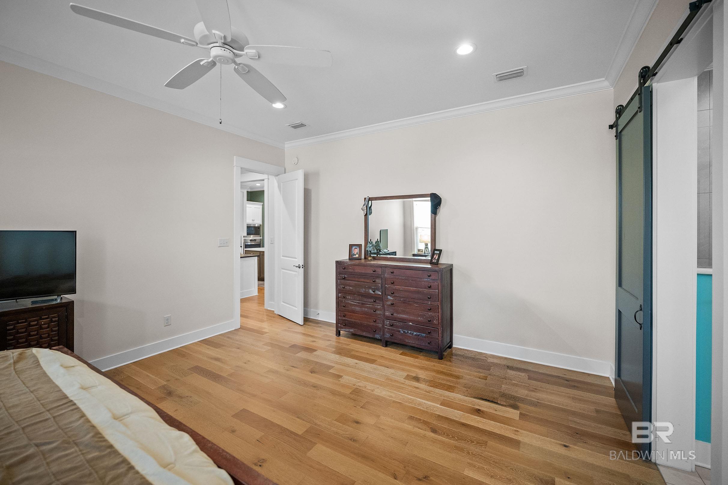 https://zimg.paragon.ice.com/ParagonImages/Property/PG/BCAR/397279/23/0/0/2090c5aef5130e4fd9c6cfa038975aa9/7/032028f58d0db046a04f919abeba831d/397279-71fc0599-6340-479a-a25d-0d6fe9539356.JPG
