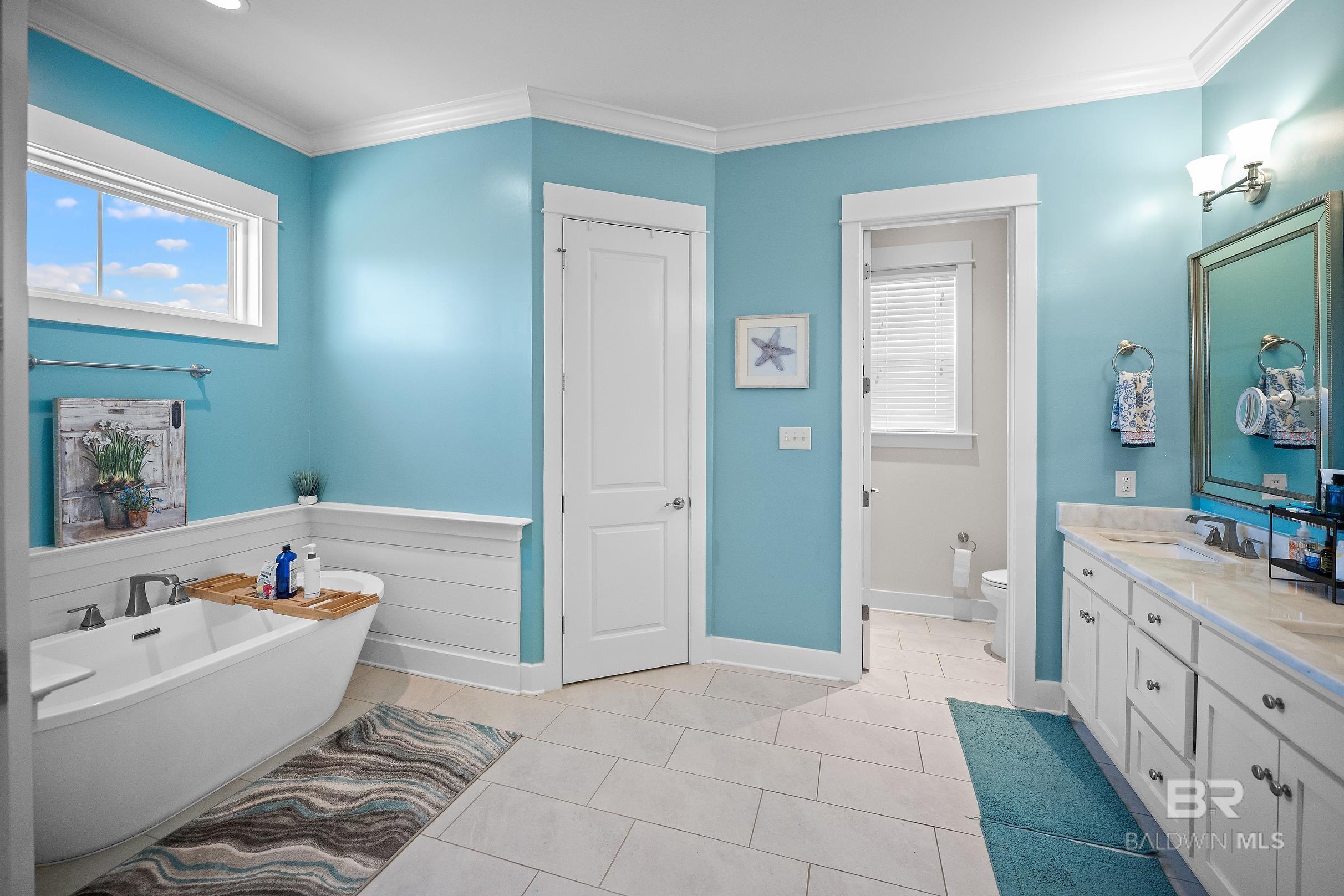 https://zimg.paragon.ice.com/ParagonImages/Property/PG/BCAR/397279/30/0/0/81140f28f1b335ae93d972b031acc126/7/032028f58d0db046a04f919abeba831d/397279-aa9d65f9-b186-419d-b1ff-966496131546.JPG