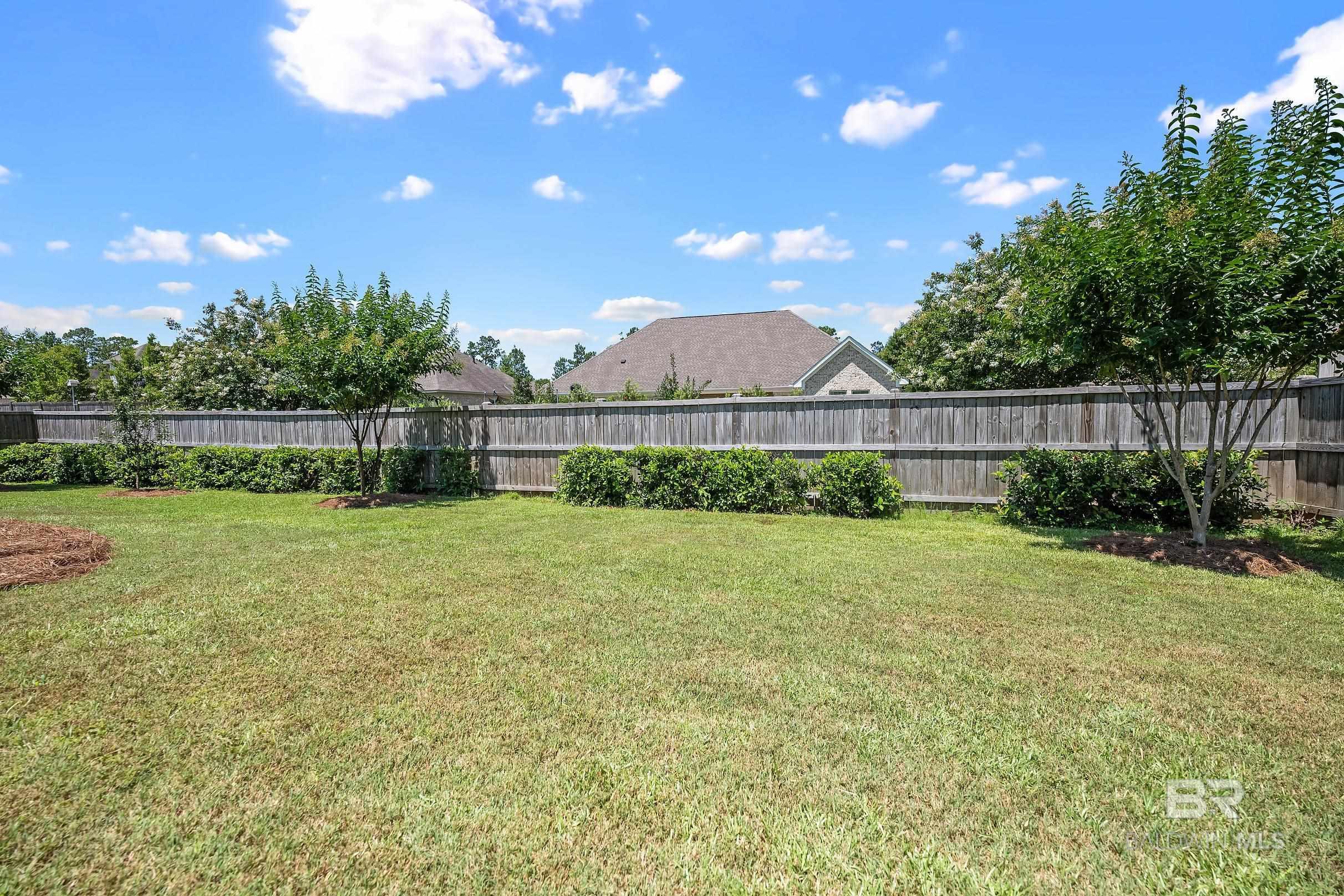 https://zimg.paragon.ice.com/ParagonImages/Property/PG/BCAR/397279/45/0/0/9a2481a26720433176154f7e039759d9/7/032028f58d0db046a04f919abeba831d/397279-b66df965-b54e-4630-a236-79ca4fa977ea.JPG