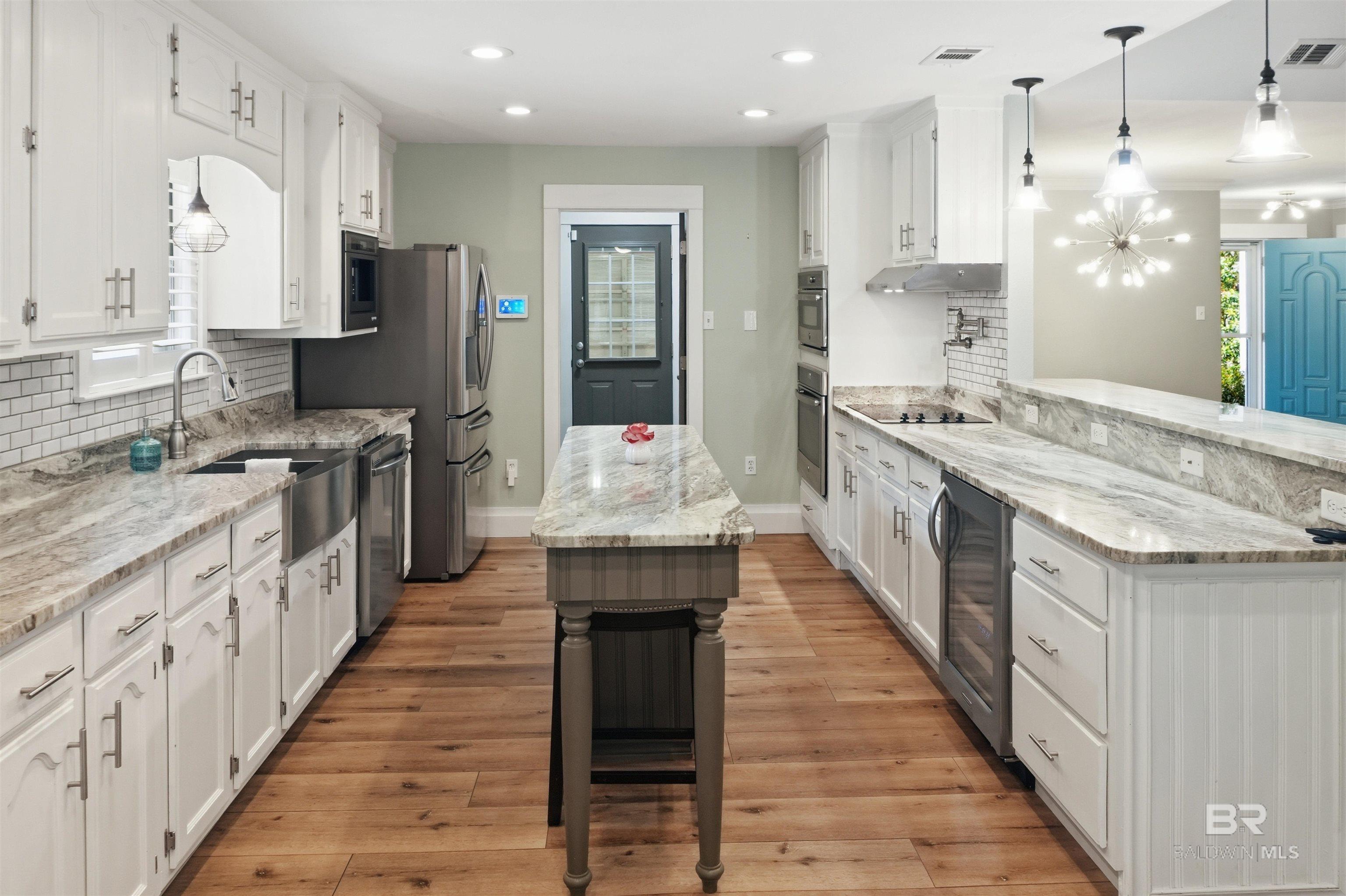 https://zimg.paragon.ice.com/ParagonImages/Property/PG/BCAR/397281/13/0/0/b61fb29ba4872c02557fe02c5a714b39/7/9ac59ba486845f0a940810d786fca97b/397281-672d94c7-b7d2-47db-8a8b-fbfdd9ab4941.JPG