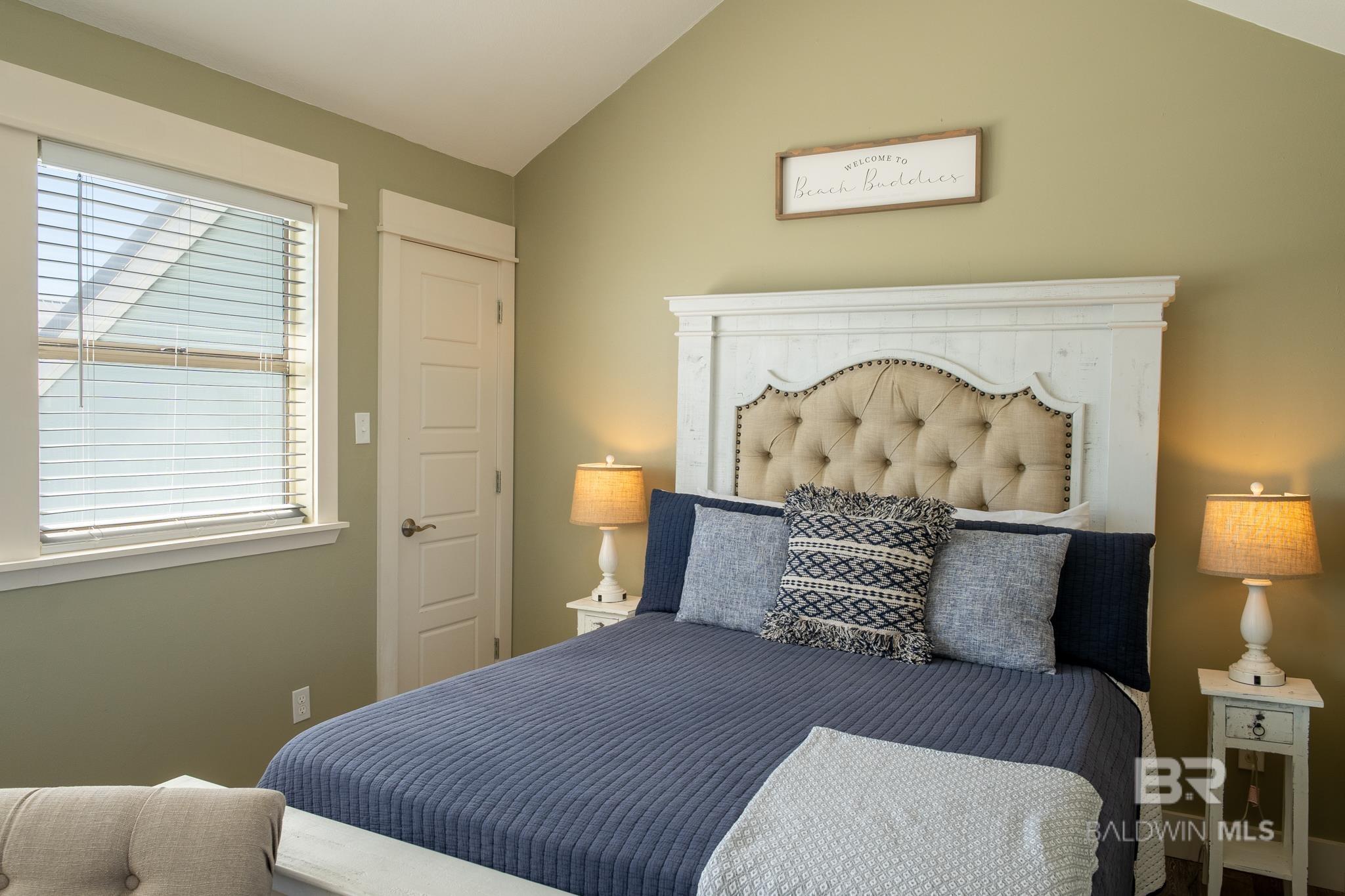 https://zimg.paragon.ice.com/ParagonImages/Property/PG/BCAR/397283/10/0/0/ba3c44f956c84c4d881e5dad99646576/7/bed55957aad250c732f1fa1459ea7802/397283-BC496294-E97B-4F70-8B0B-D8589E1B686D.JPG