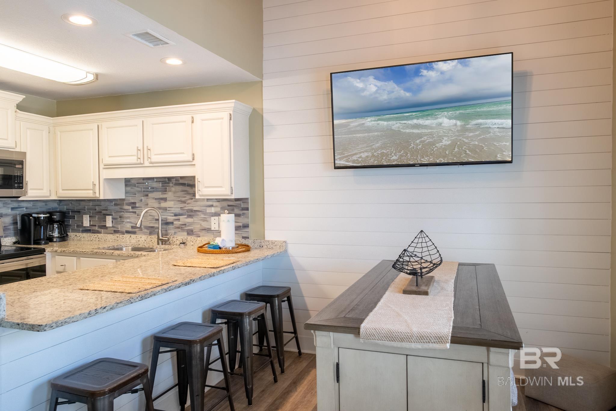 https://zimg.paragon.ice.com/ParagonImages/Property/PG/BCAR/397283/5/0/0/b8447d454b01a5a036fe2fe23c6cc7d9/7/bed55957aad250c732f1fa1459ea7802/397283-D76AC236-8938-4D94-92FE-BC2C4E7E0C30.JPG