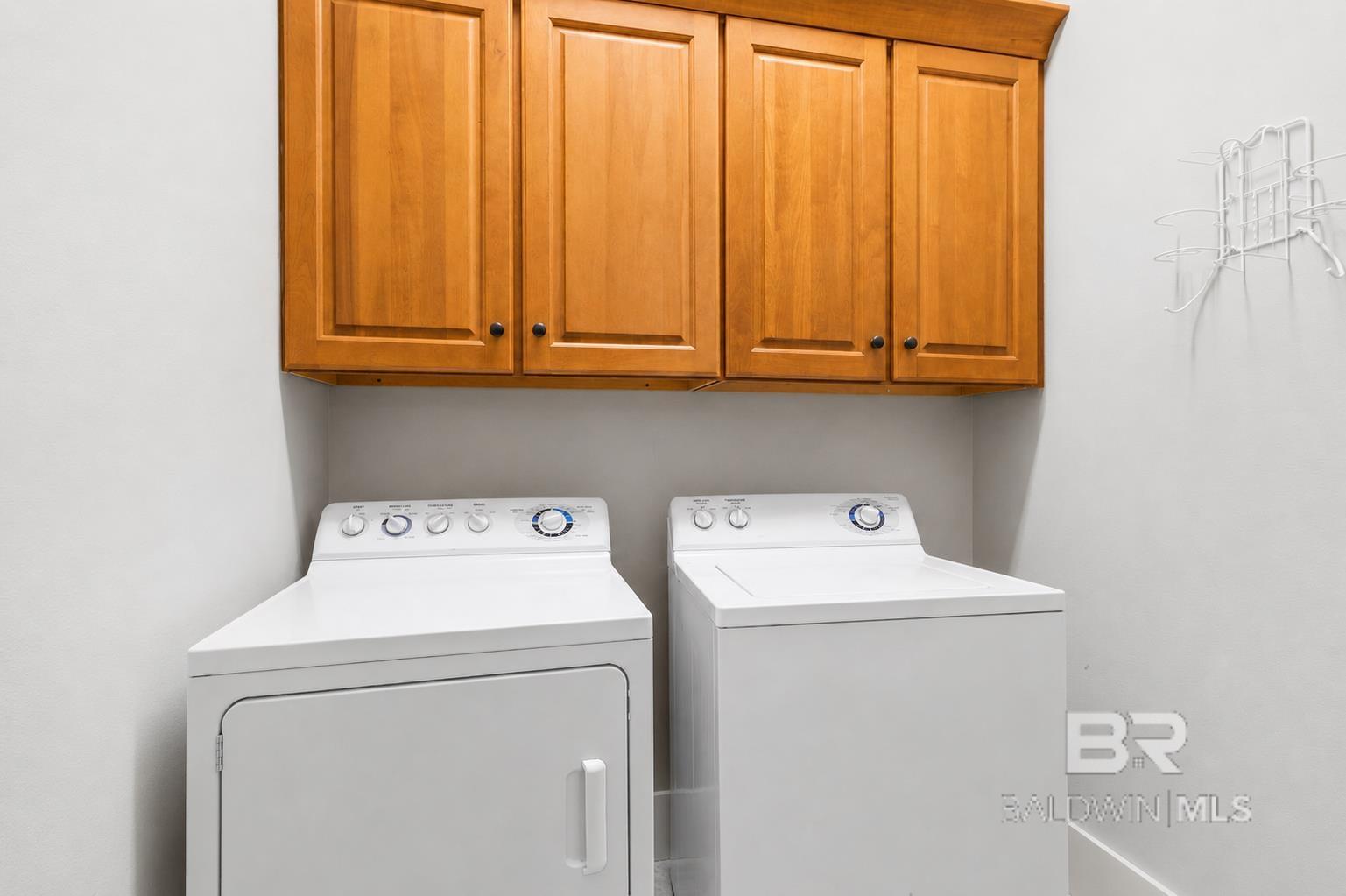 https://zimg.paragon.ice.com/ParagonImages/Property/PG/BCAR/397287/17/0/0/94efda09c494ab602b9a670a74b8abee/7/78440538489eb9fb9bae7834965f02eb/397287-81e907f1-543f-4d83-976e-30c802637051.JPG
