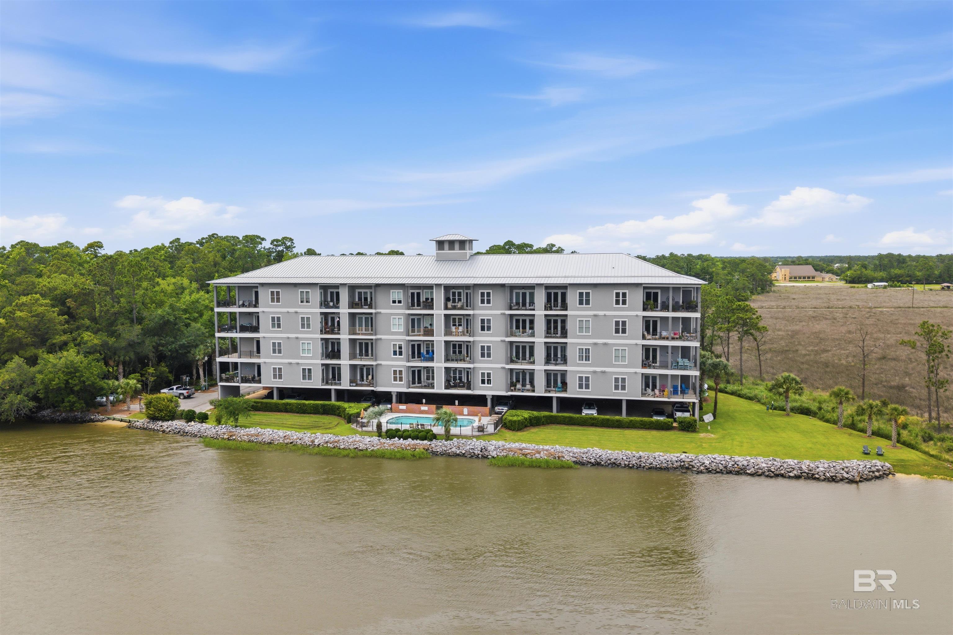 https://zimg.paragon.ice.com/ParagonImages/Property/PG/BCAR/397287/26/0/0/6c2e6ffe9ec9eb44a6d8a1b7b3bfe39e/7/78440538489eb9fb9bae7834965f02eb/397287-99bf981b-8601-4415-b25c-544c31476ac7.JPG