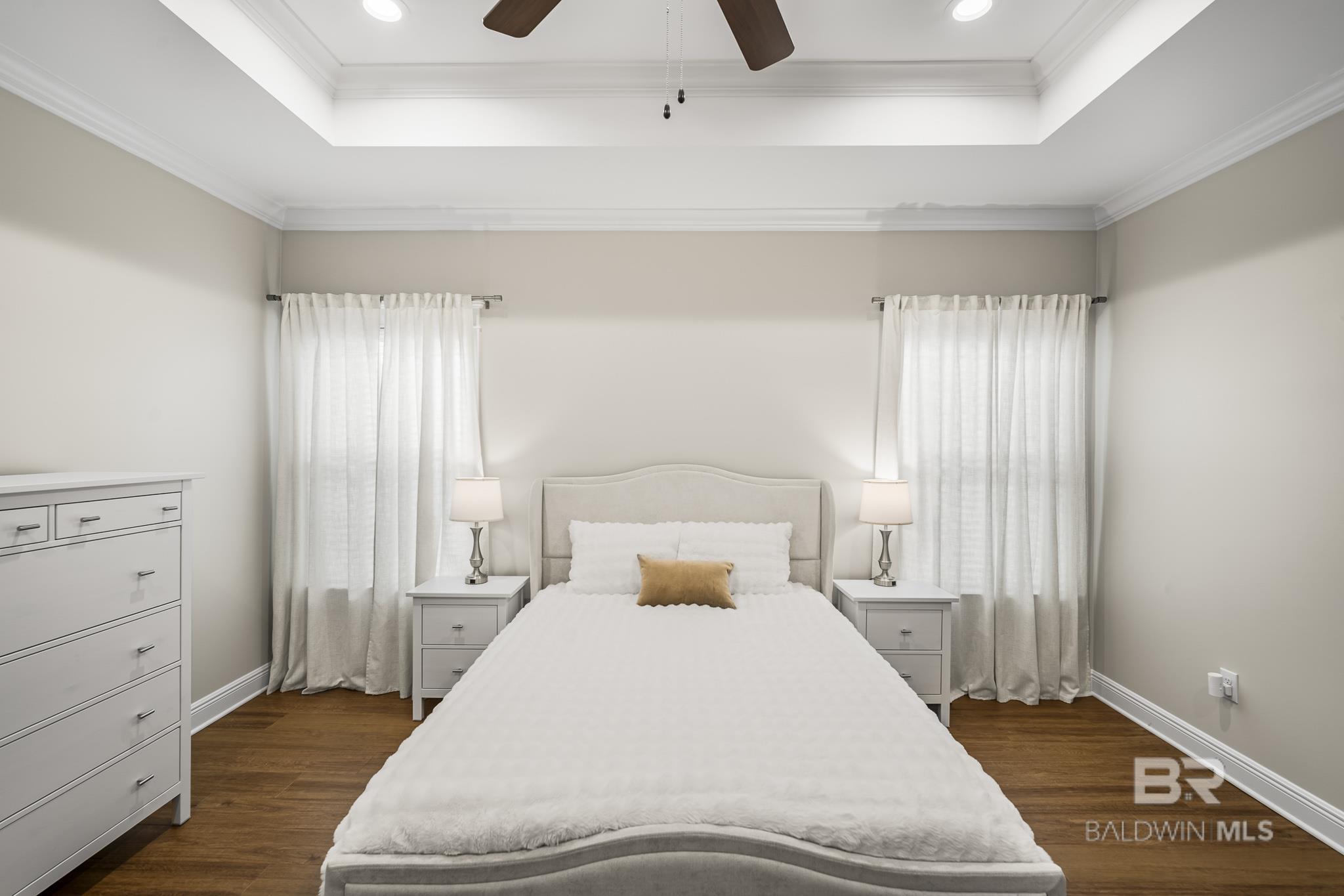 https://zimg.paragon.ice.com/ParagonImages/Property/PG/BCAR/397303/30/0/0/e4aa0da72ae40b456e17fac3ef0fadc9/7/0dc4eb984a2493e3ed44abec7577dfa6/397303-0d1bc27b-1048-4219-8ae8-472ed2c93015.JPG