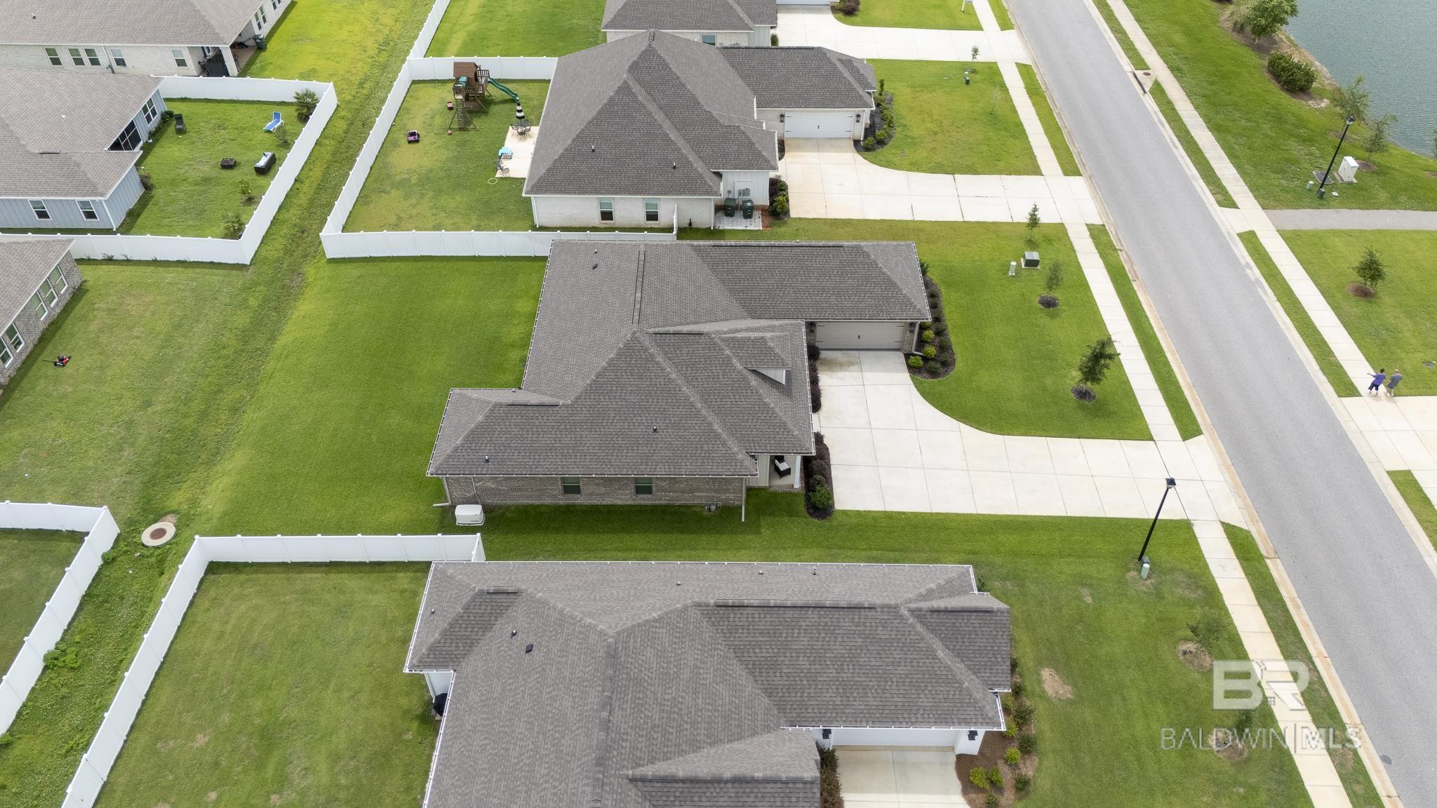 https://zimg.paragon.ice.com/ParagonImages/Property/PG/BCAR/397303/45/0/0/ec05dc5a71540551af94ded07a6e5313/7/0dc4eb984a2493e3ed44abec7577dfa6/397303-3b592bbf-1bf3-44ad-b478-ef7a0d35aaaf.JPG