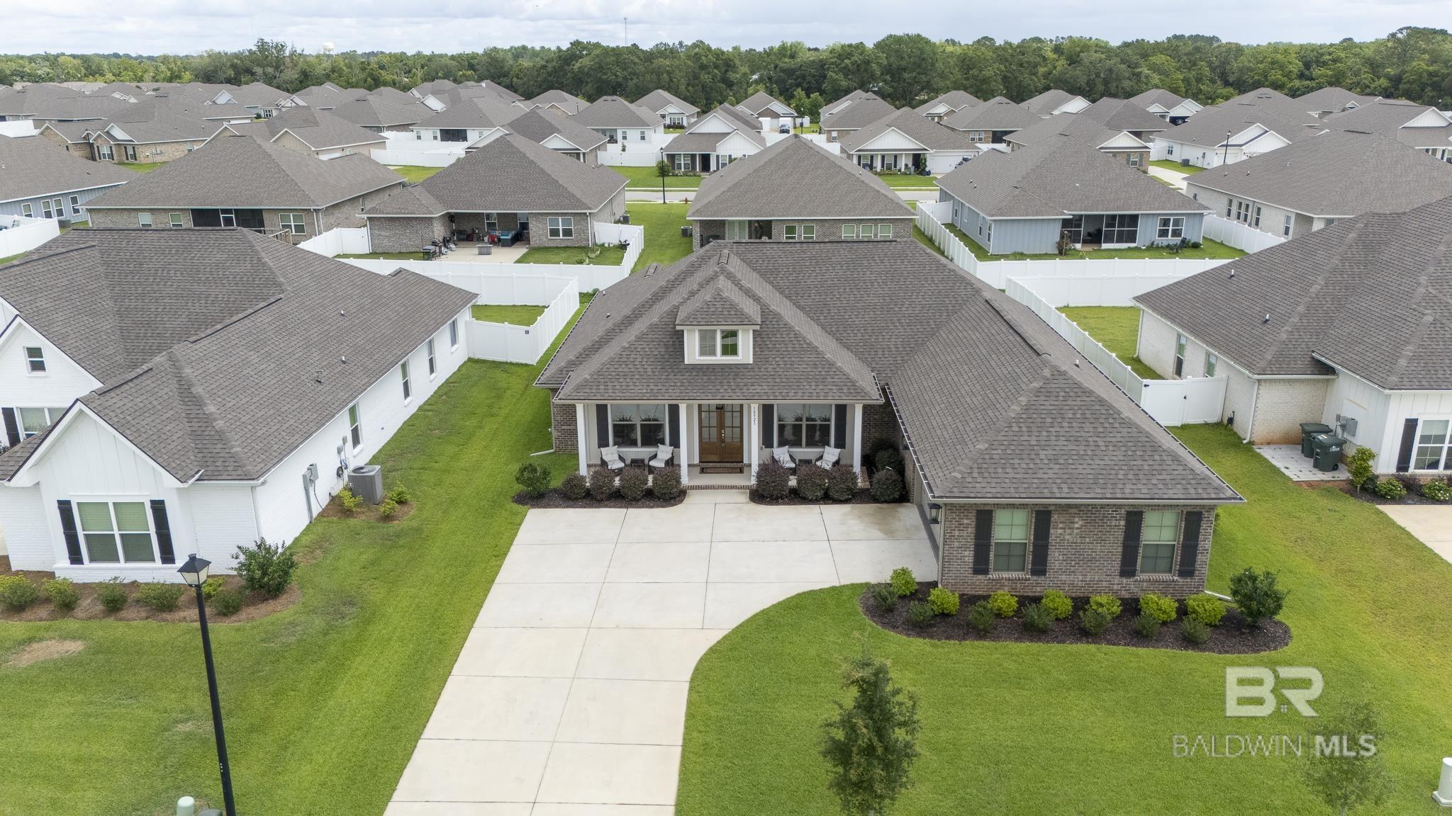 https://zimg.paragon.ice.com/ParagonImages/Property/PG/BCAR/397303/47/0/0/a86ac675040659b5445f720e0c687944/7/0dc4eb984a2493e3ed44abec7577dfa6/397303-ba902920-4120-4a88-a533-1a86a4b4a81a.JPG