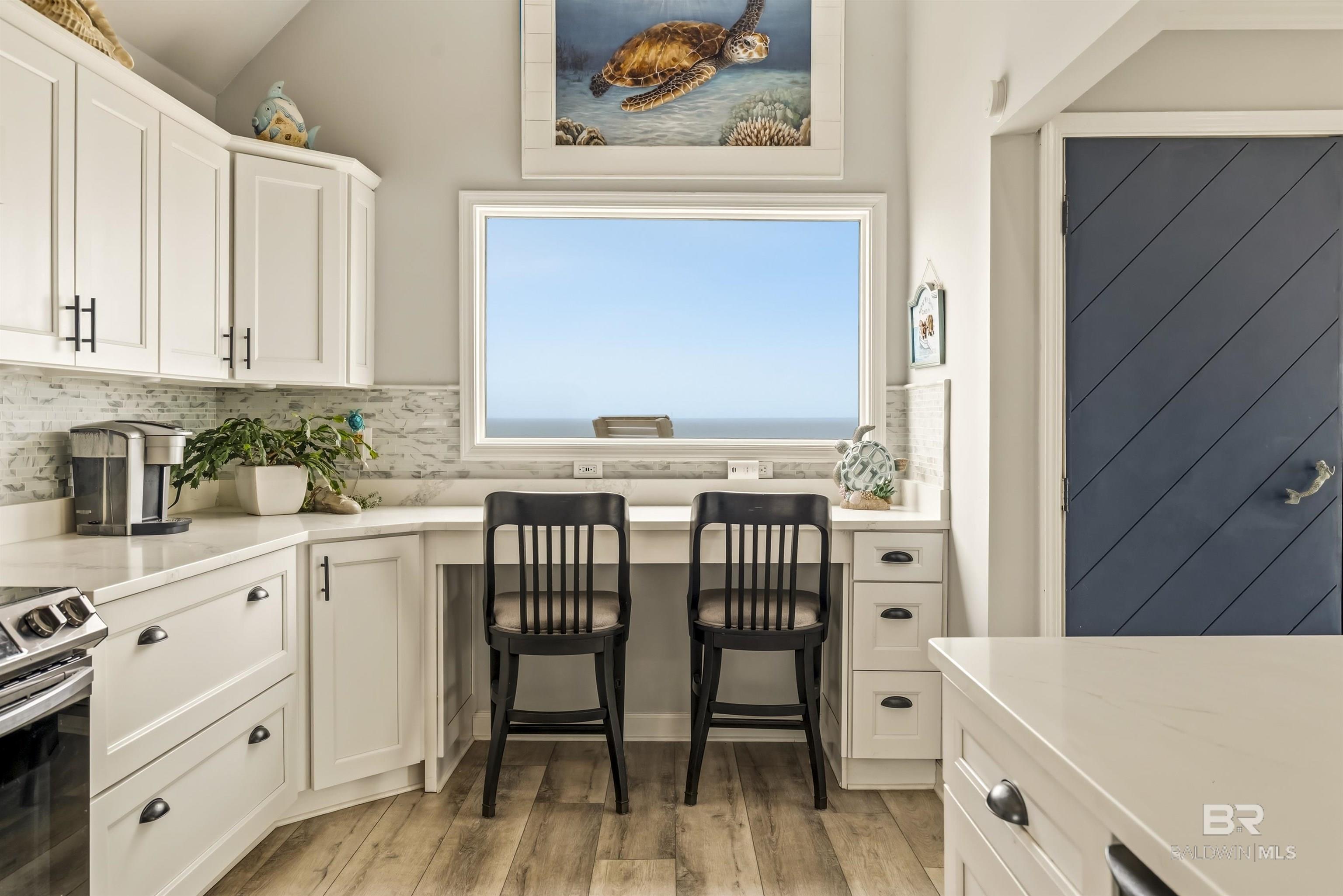https://zimg.paragon.ice.com/ParagonImages/Property/PG/BCAR/397304/7/0/0/68ba622367c4de236963593b7a70833f/7/fb1379250d6842c56013b6b121e3fdc3/397304-44edcb8a-1ce5-4cba-bb83-ed0d0a796e7d.JPG