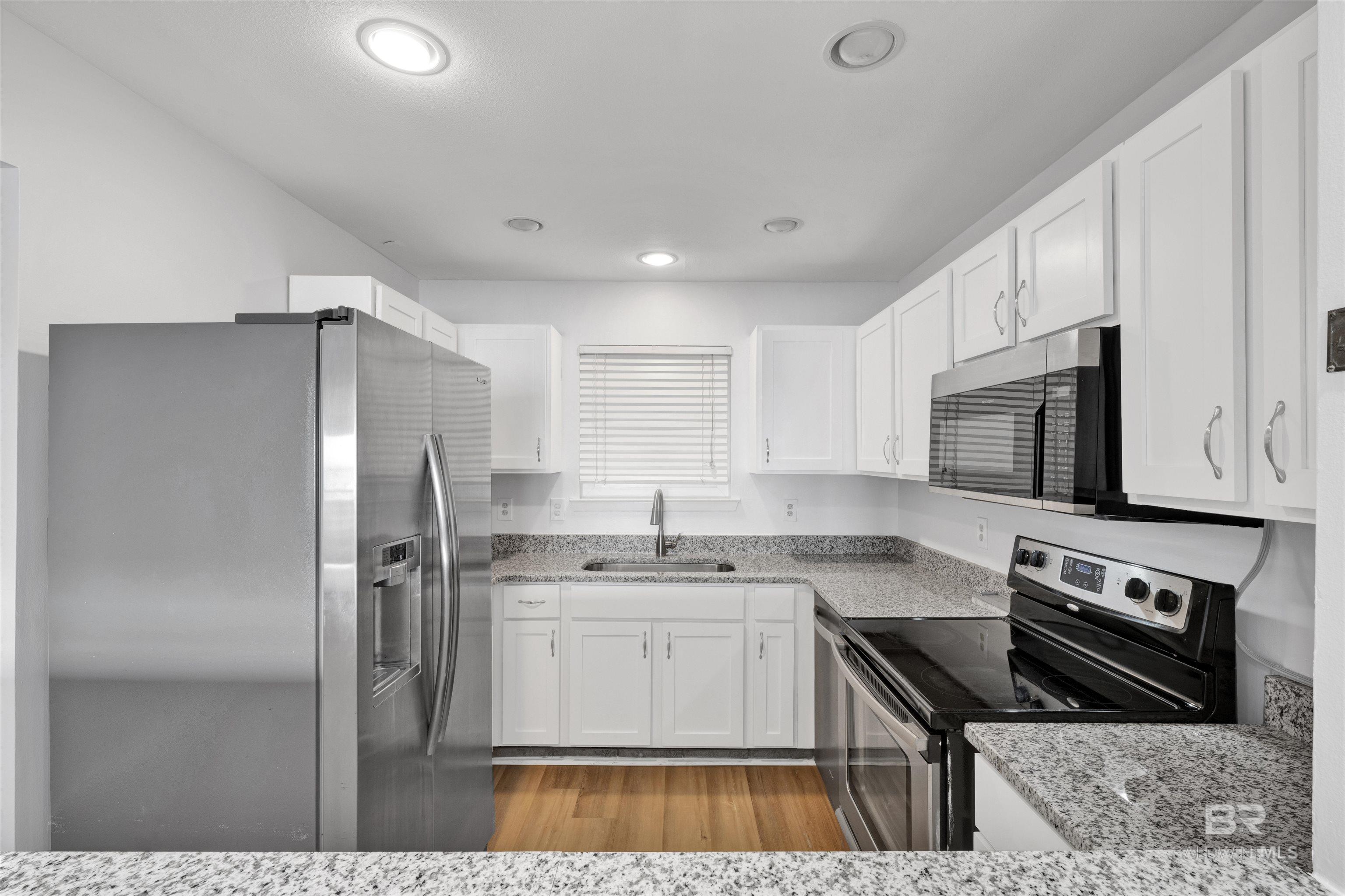 https://zimg.paragon.ice.com/ParagonImages/Property/PG/BCAR/397308/12/0/0/84b9e9b0b11dcf49cfa6caa634049d58/7/38239e66480d248c1c4a476ed8d155d7/397308-78915281-fe5c-41c5-89bd-52bf5262d0d5.JPG