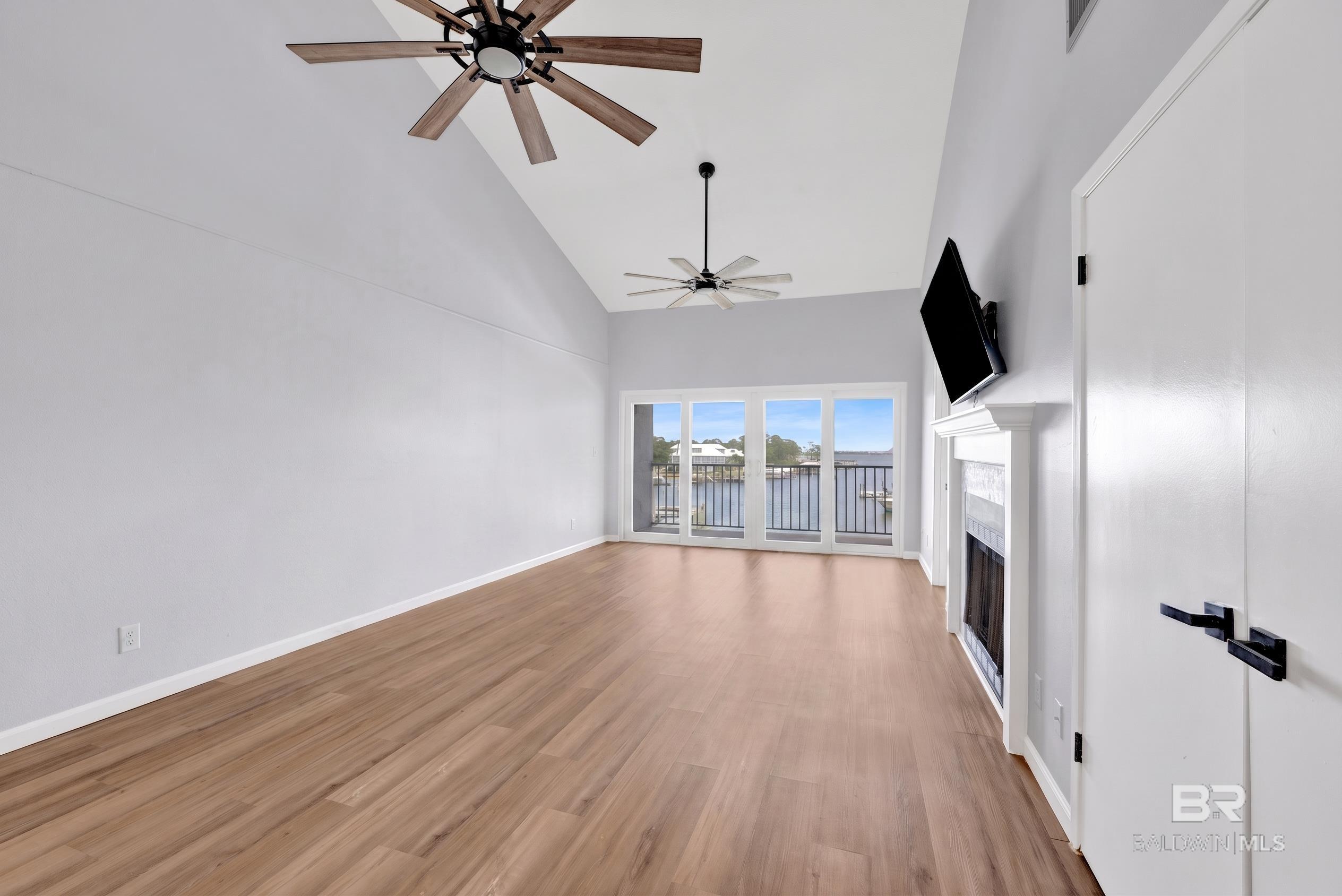 https://zimg.paragon.ice.com/ParagonImages/Property/PG/BCAR/397308/9/0/0/79e3ab4f85b8b8512b886b919ef2ad69/7/38239e66480d248c1c4a476ed8d155d7/397308-fd4e5aa7-e806-4c45-8f54-8a4bd5a18f73.JPG