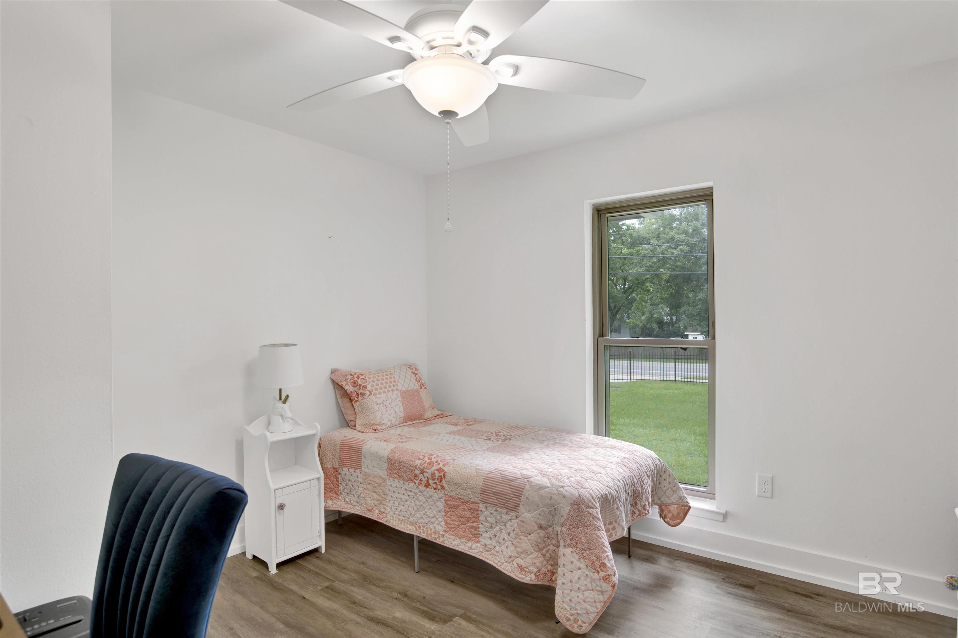 https://zimg.paragon.ice.com/ParagonImages/Property/PG/BCAR/397310/18/0/0/683d8279cd2750a5b4c11b04326b7b78/7/011375aa098bbe56b8f21ed9e8b6a618/397310-e8e09c99-ed00-43e9-b847-fc36fad7602b.JPG