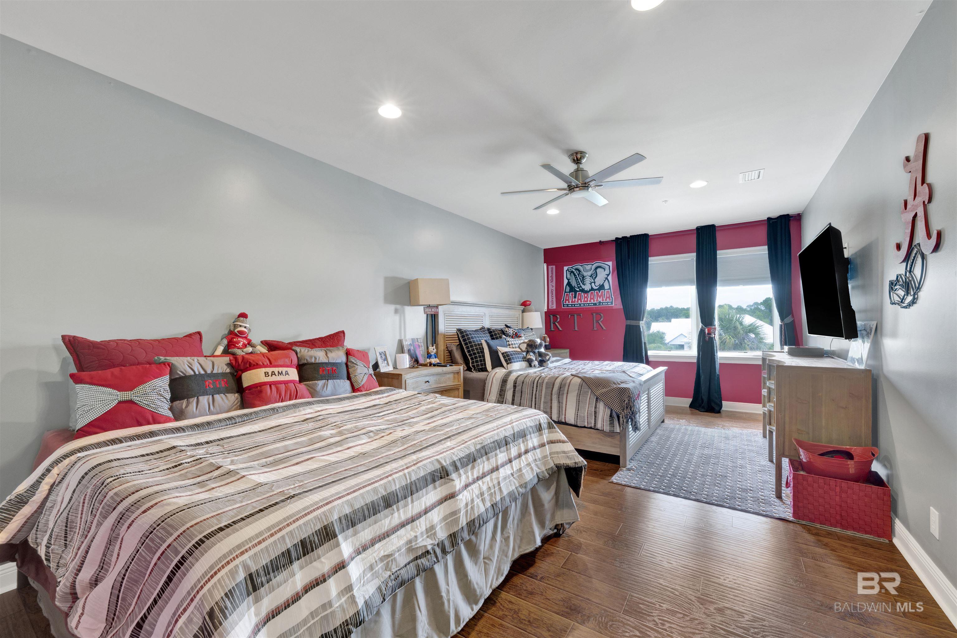 https://zimg.paragon.ice.com/ParagonImages/Property/PG/BCAR/397315/47/0/0/a6e044e56d28caf1b79c599b1d342152/7/fe589afcb9e034c4b2cd498256b3590e/397315-151249c3-9700-448a-9196-9a9c4e3571dc.JPG