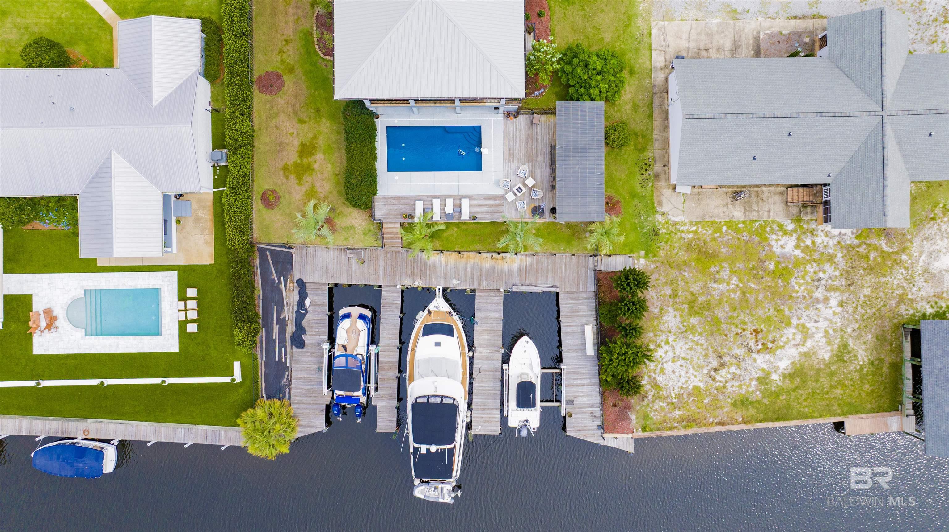 https://zimg.paragon.ice.com/ParagonImages/Property/PG/BCAR/397315/70/0/0/a35933947babbdb3fda07947dfacde39/7/fe589afcb9e034c4b2cd498256b3590e/397315-79ba8b3f-0fff-4928-94e6-7751aea1311c.JPG